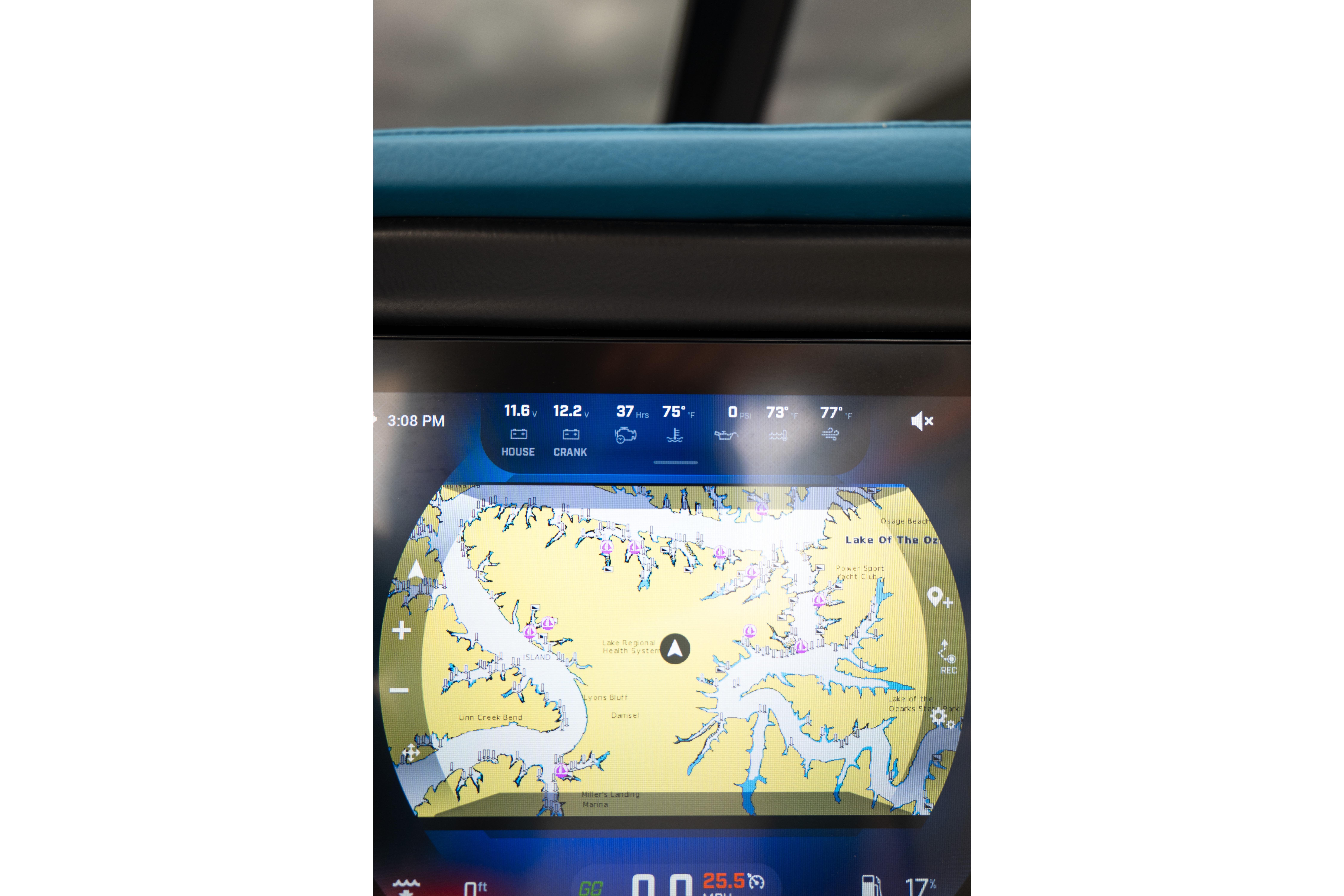 2024 Tigé Z5 boat dashboard displaying navigation map and system information.