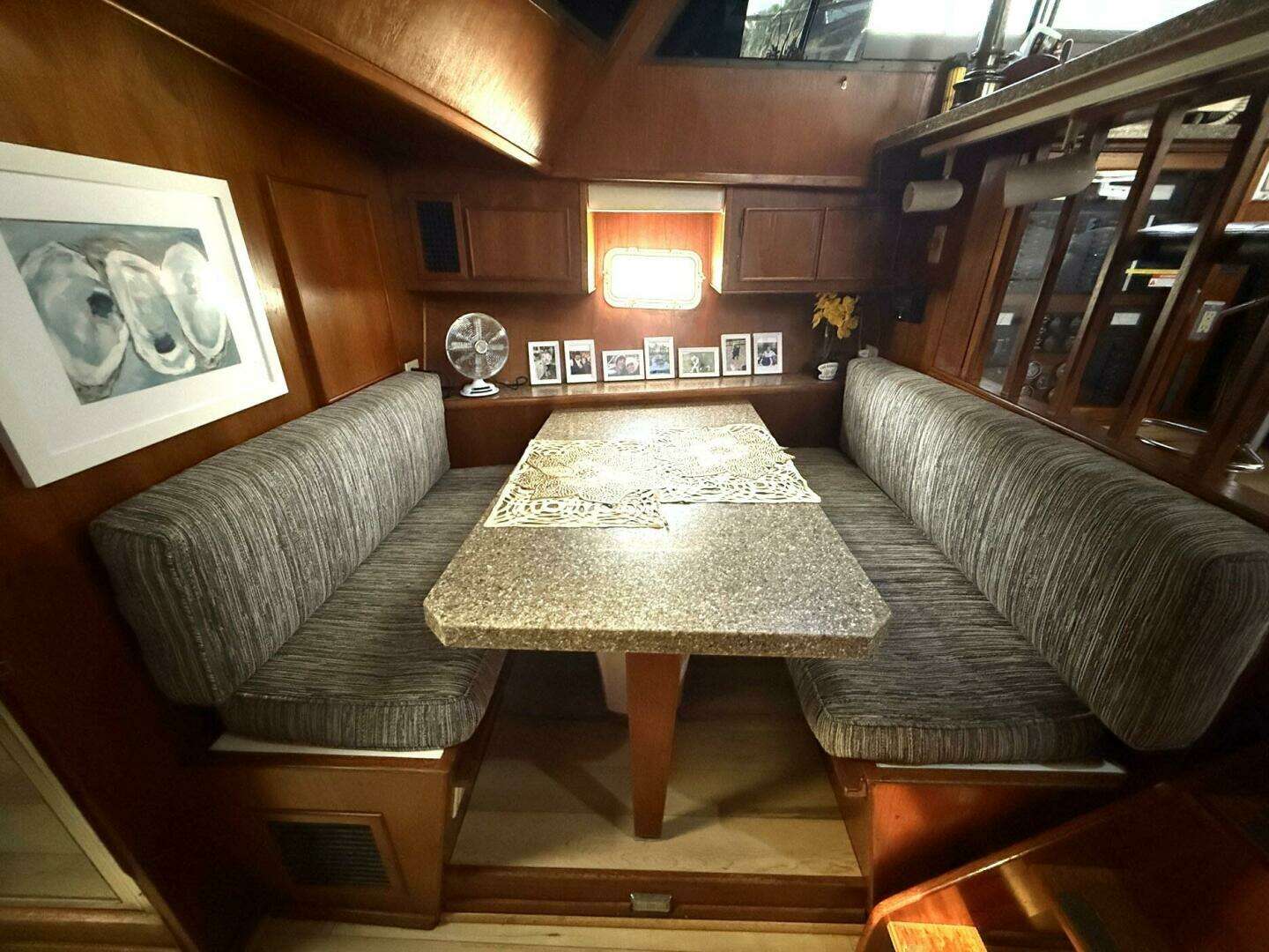 1989 Atlantic 47 Motor Yacht - Image 15