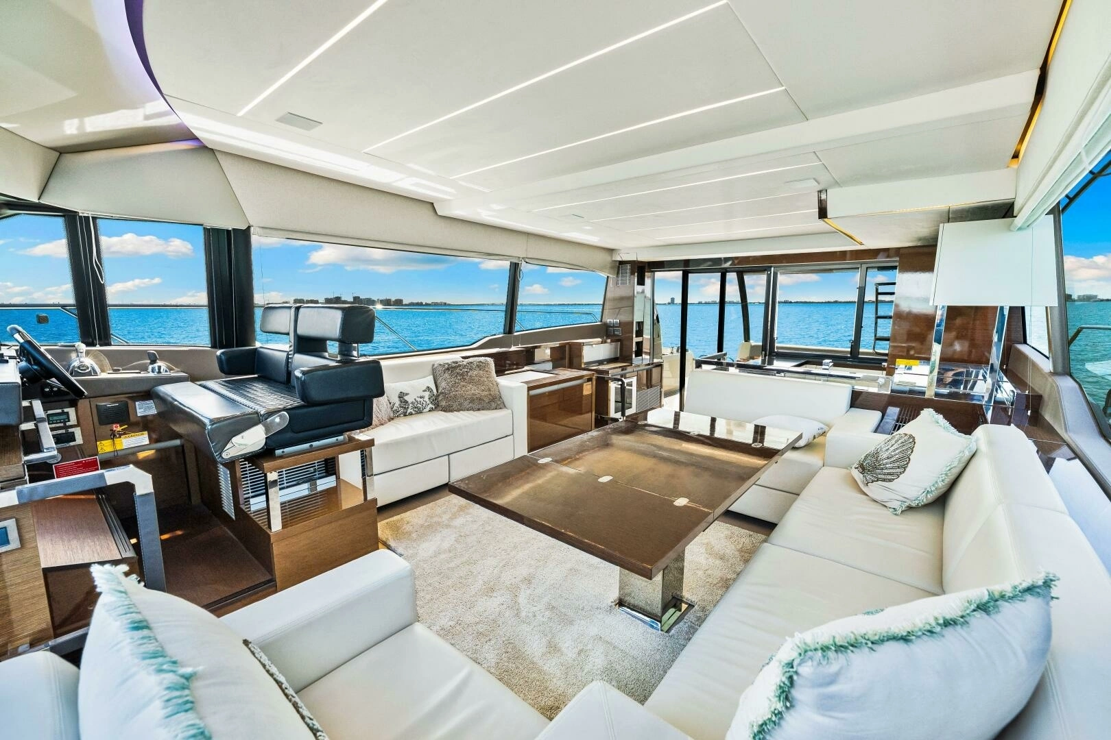 2019 Prestige 630 Flybridge - Image 38