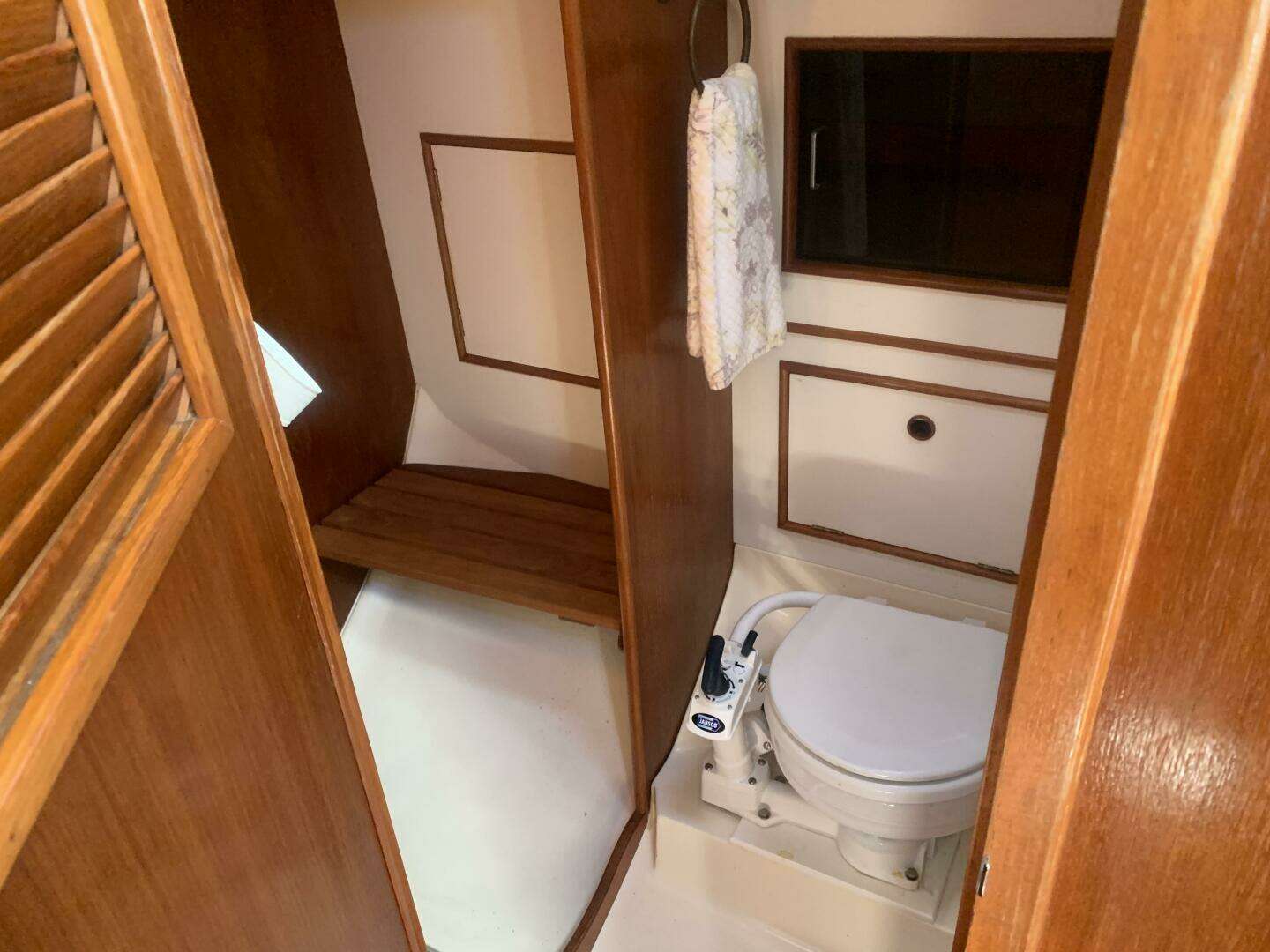 1987 Nonsuch Ultra 30 - Image 42