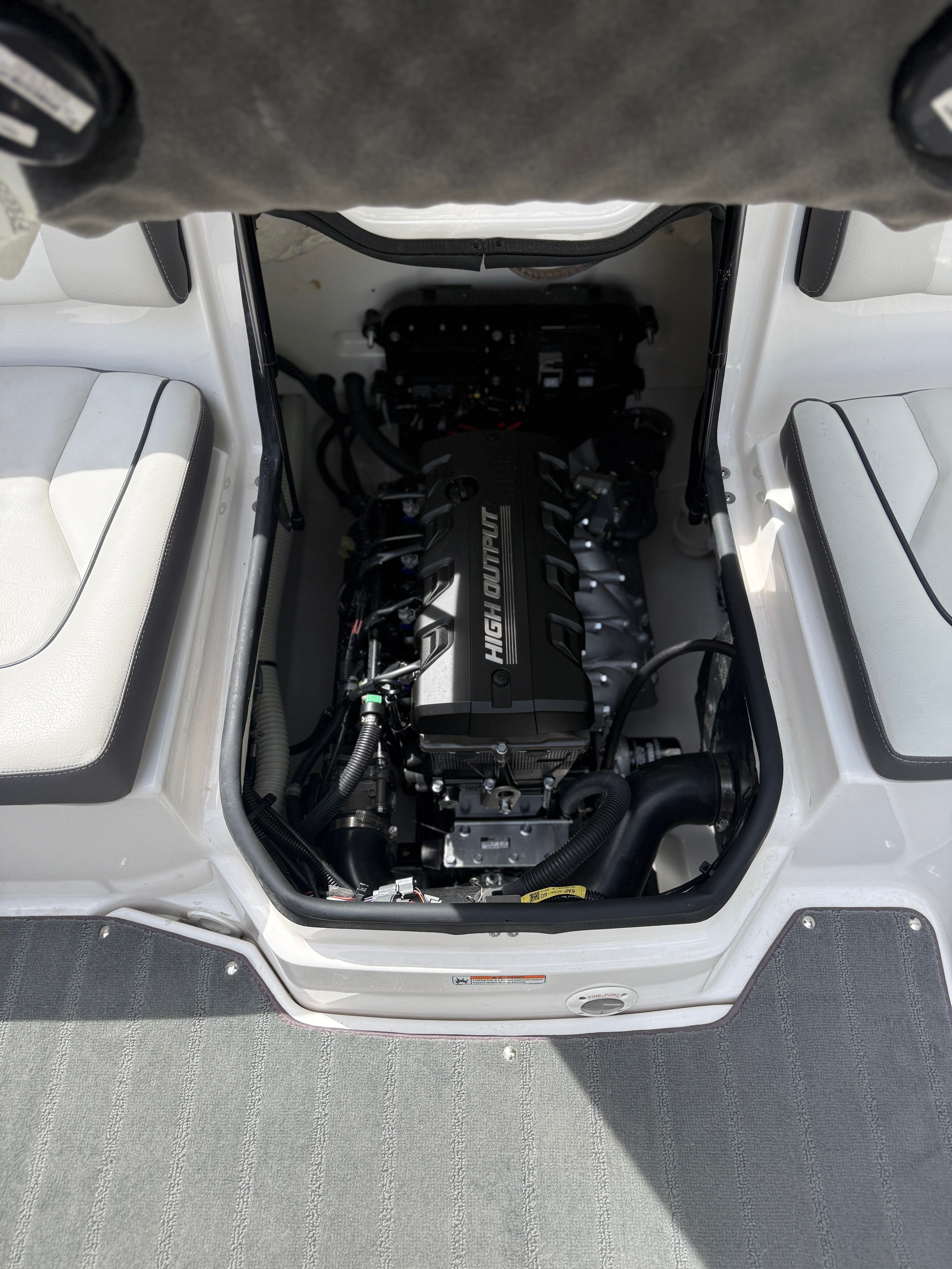 Yamaha SX190 2023 engine compartment with High Output engine.