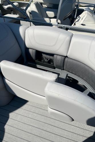 2024 Starcraft SLS 3 Q DH boat interior with luxurious seating.