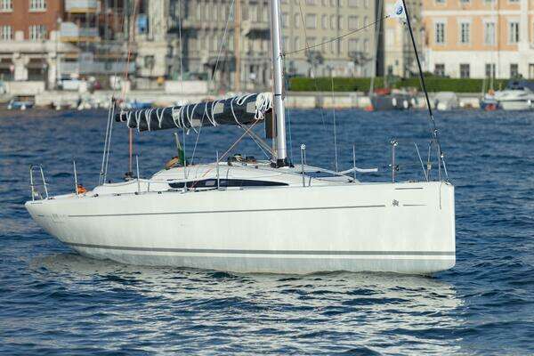 2026 Italia Yachts 9.98