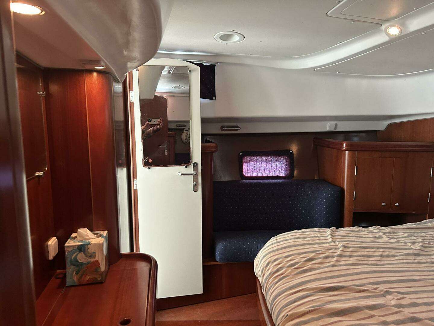 2003 Beneteau 42cc - Image 26