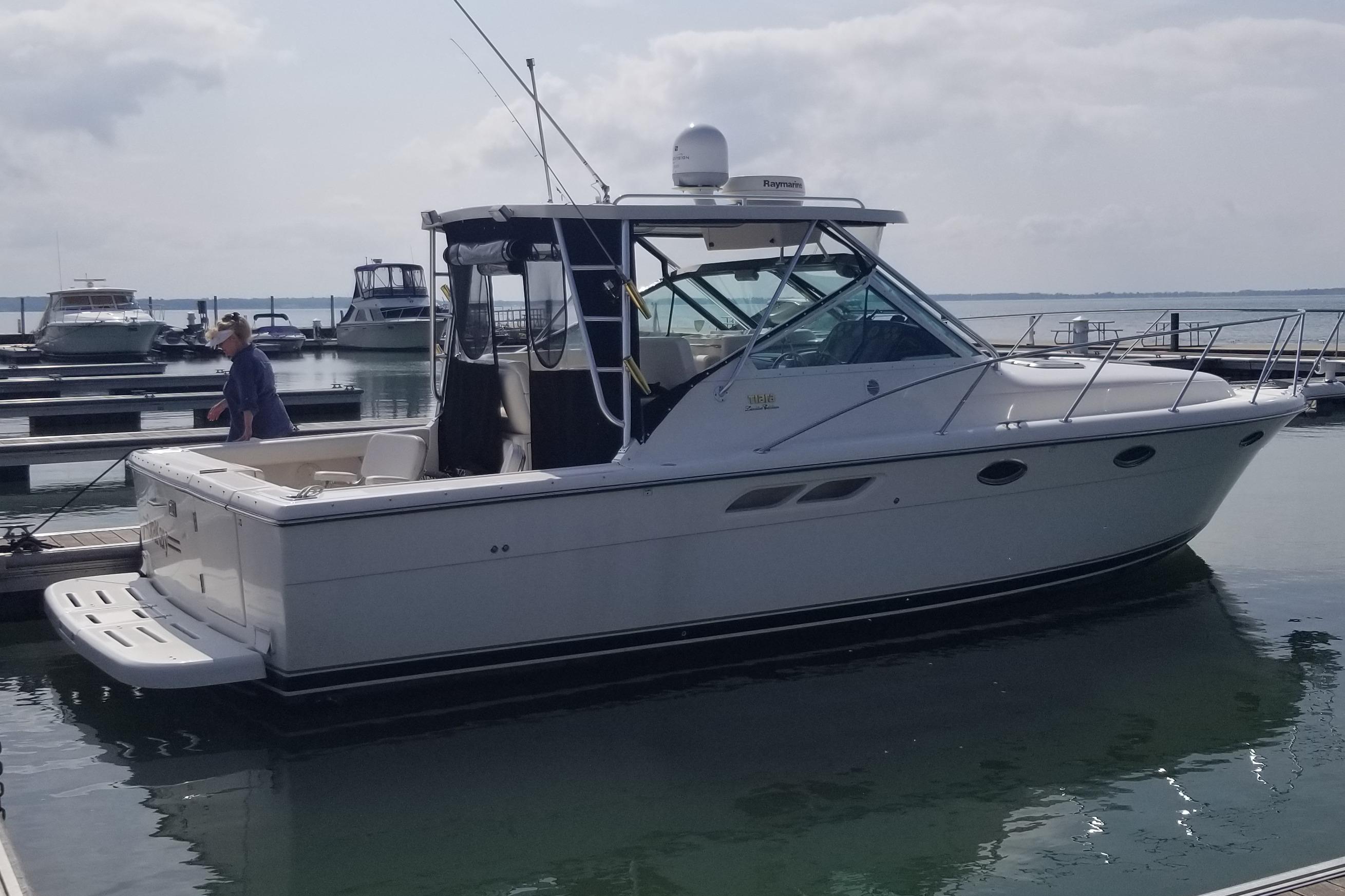 2003 Tiara Yachts 3100 Open LE
