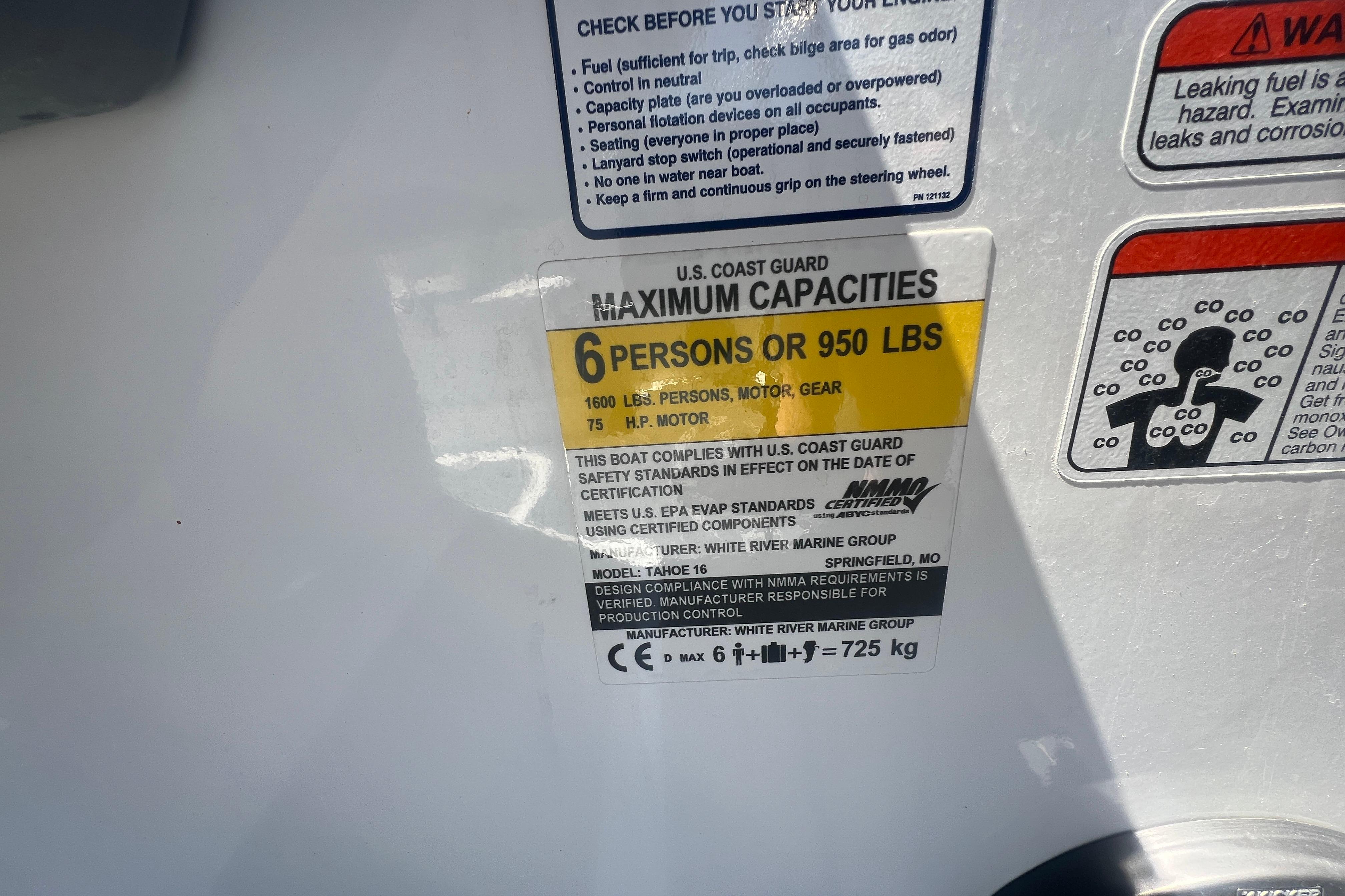 Boat capacity label for 2023 Tahoe T16, maximum 6 persons or 950 lbs.