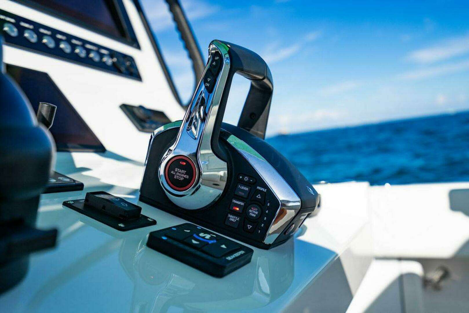 2026 Reef Runner 340 - Image 22