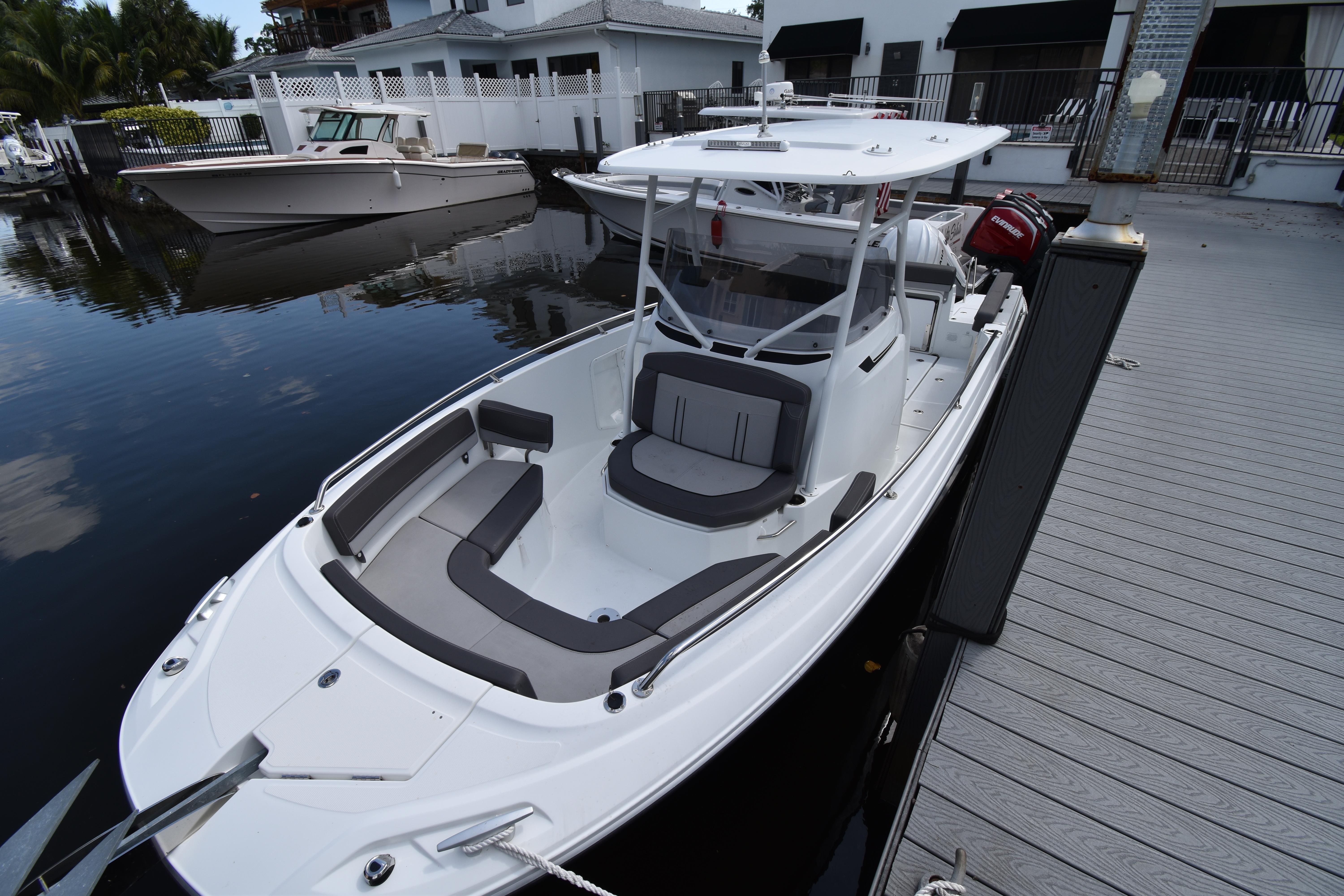 2022 Jeanneau Leader 750