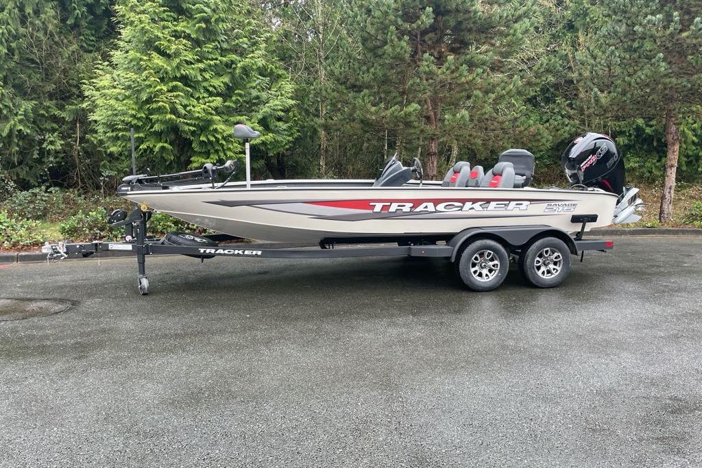 2025 Tracker Savage 215