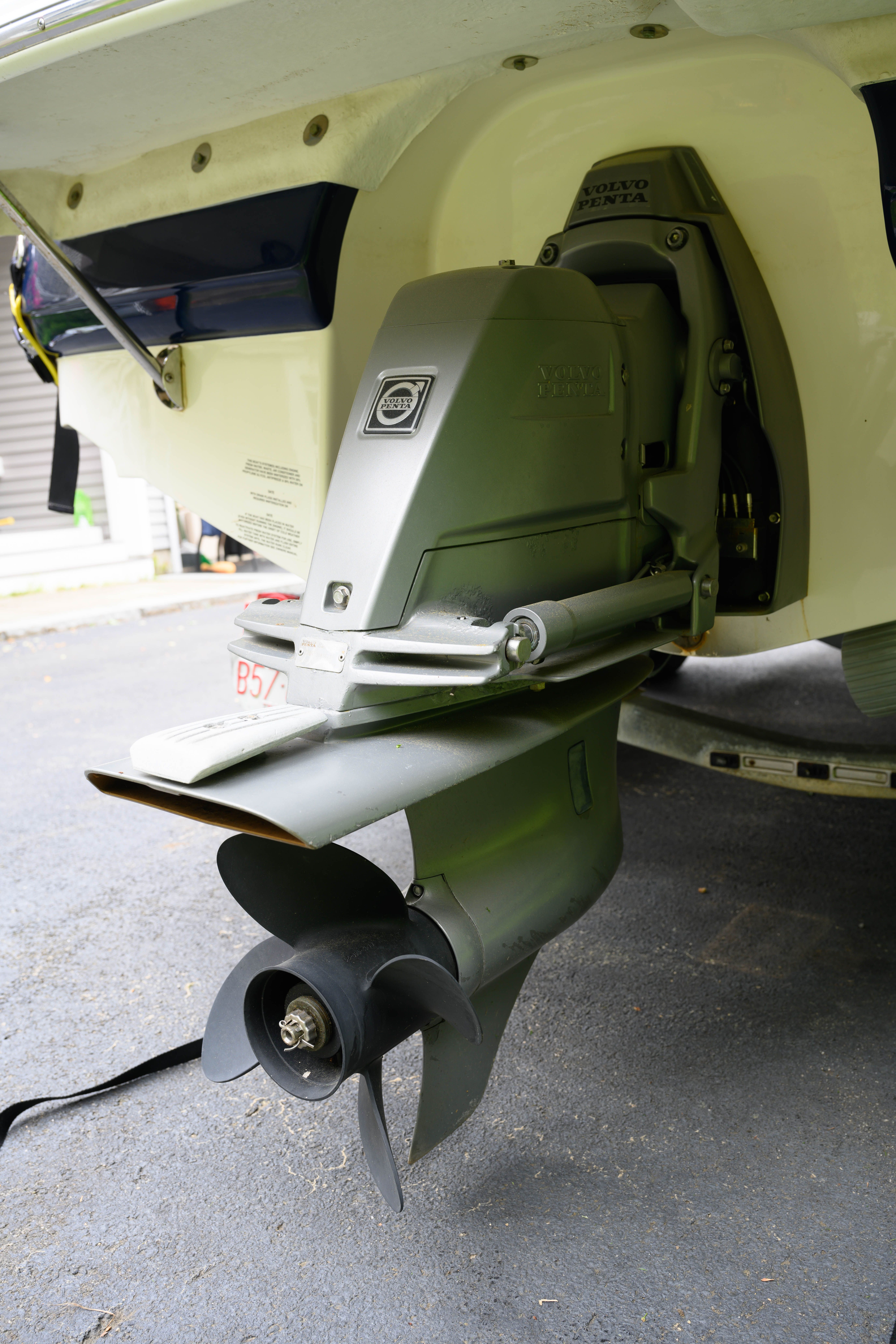 2011 Chaparral 215 SSi - 10