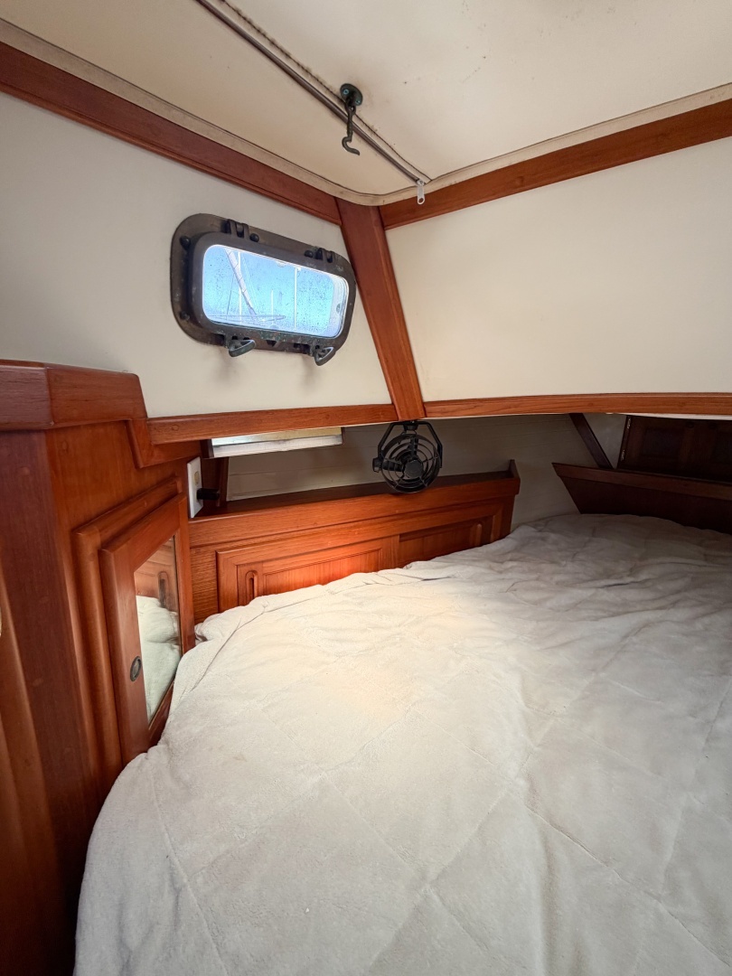 1998 Pacific Seacraft 37 - Image 46