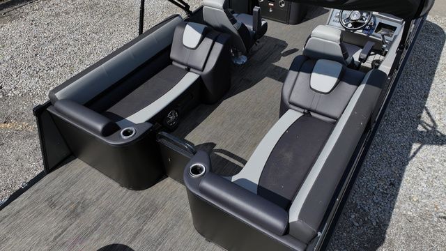 2026 Tahoe Cascade - 25 FT Quad Lounger - 6