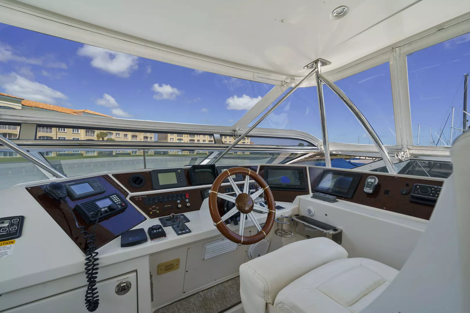 2006 Marquis 65 Pilothouse - Image 13