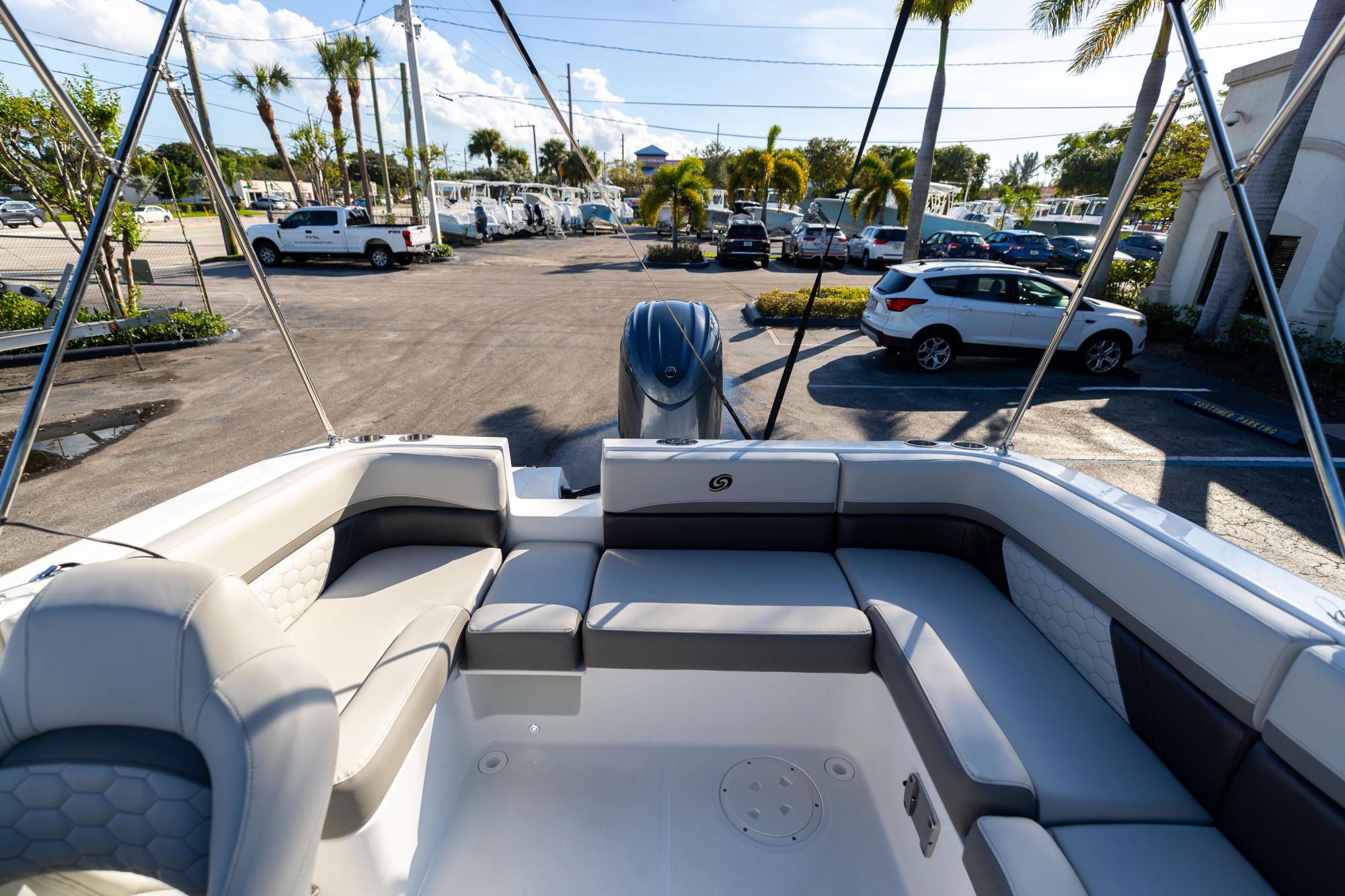 2024 Hurricane SunDeck Sport 192 RL OB - 10