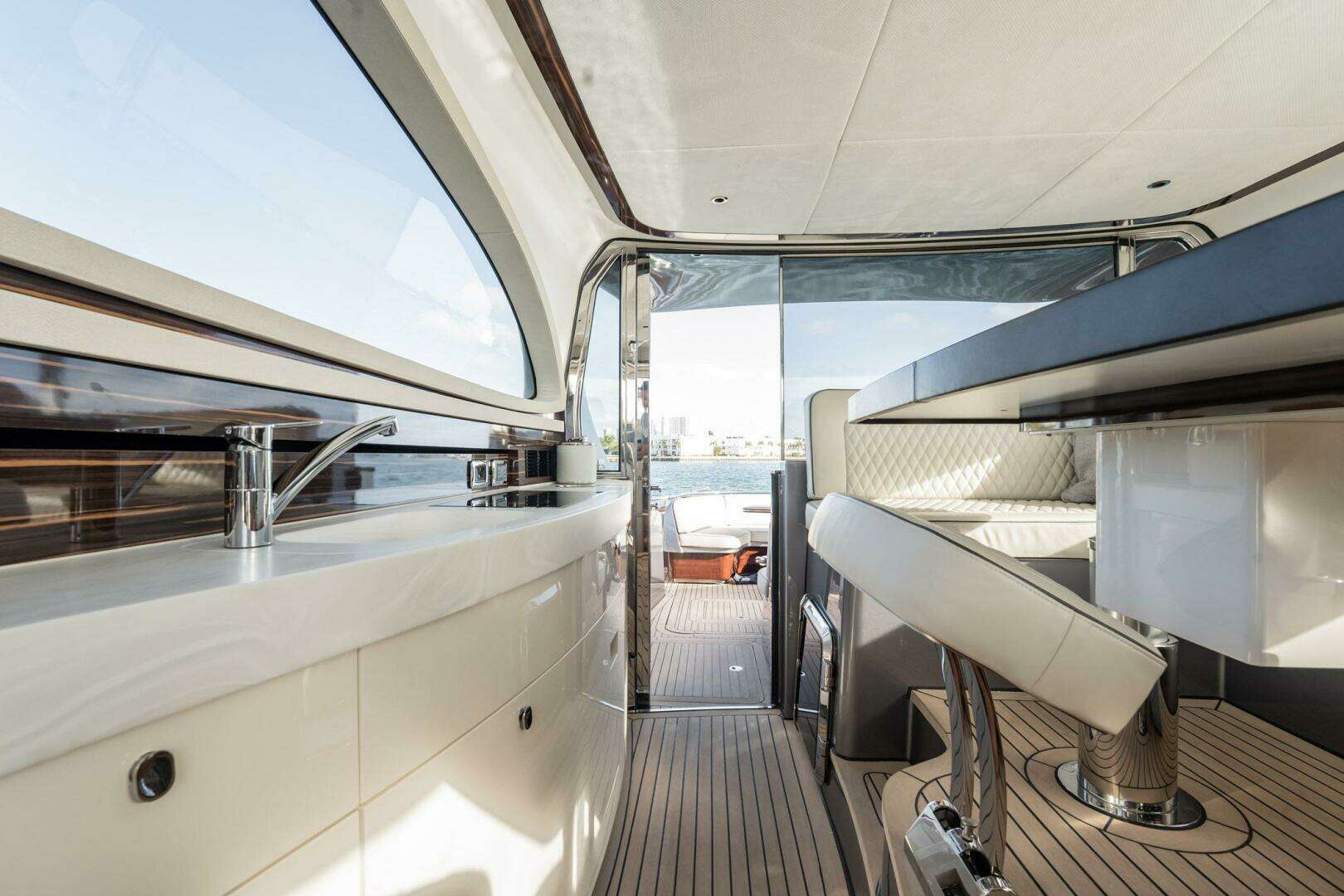 2025 Zeelander Z5 - Image 27