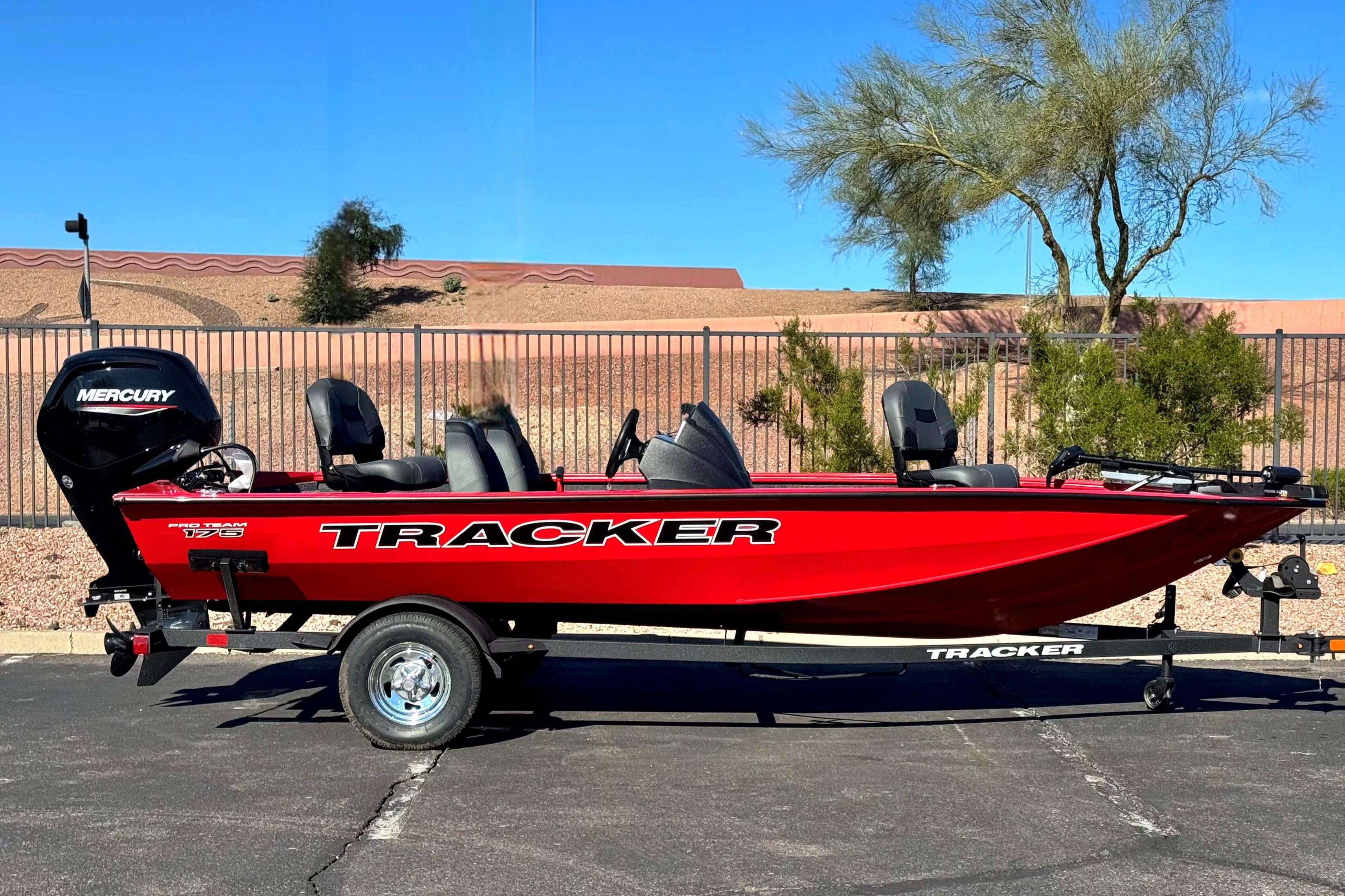 2026 Tracker Pro Team 175 Crappie Edition