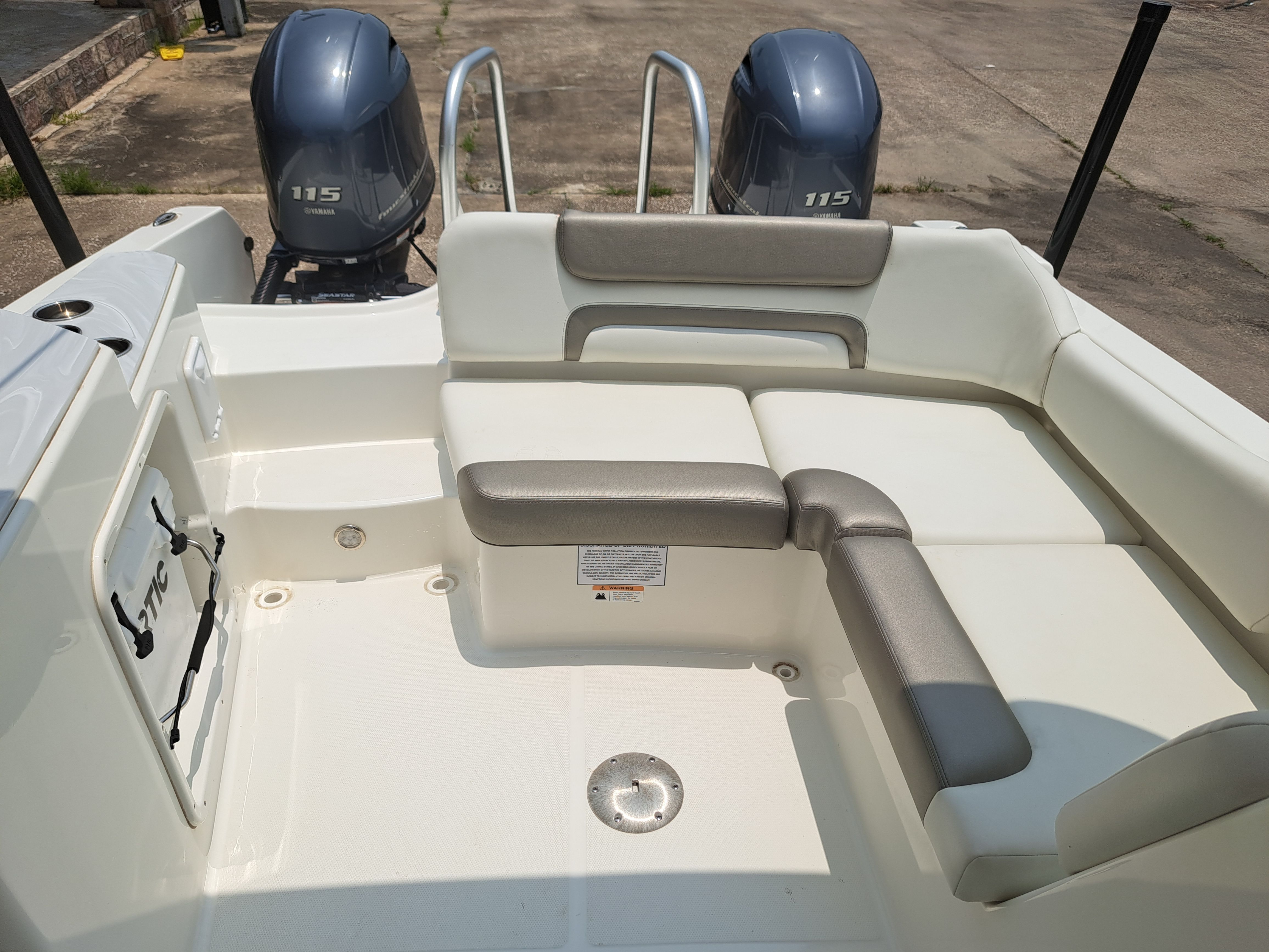 2023 World Cat 230 SD - 30