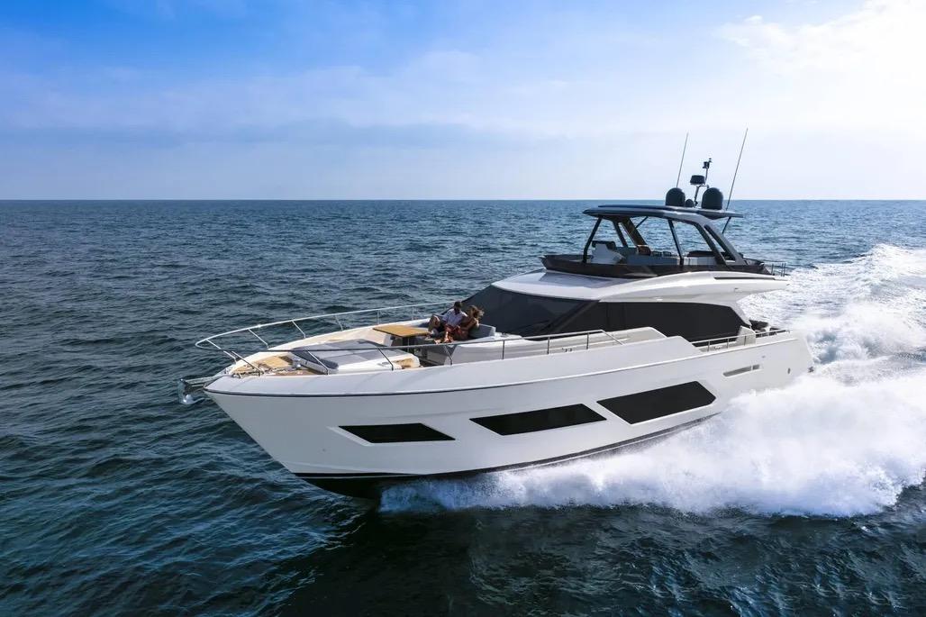 2023 Ferretti Yachts 720