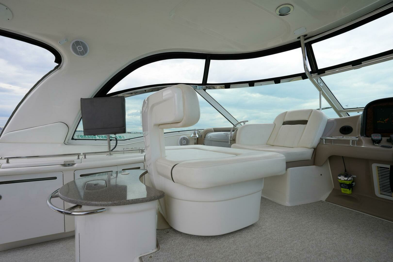 2006 Sea Ray 52 Sundancer - Image 25