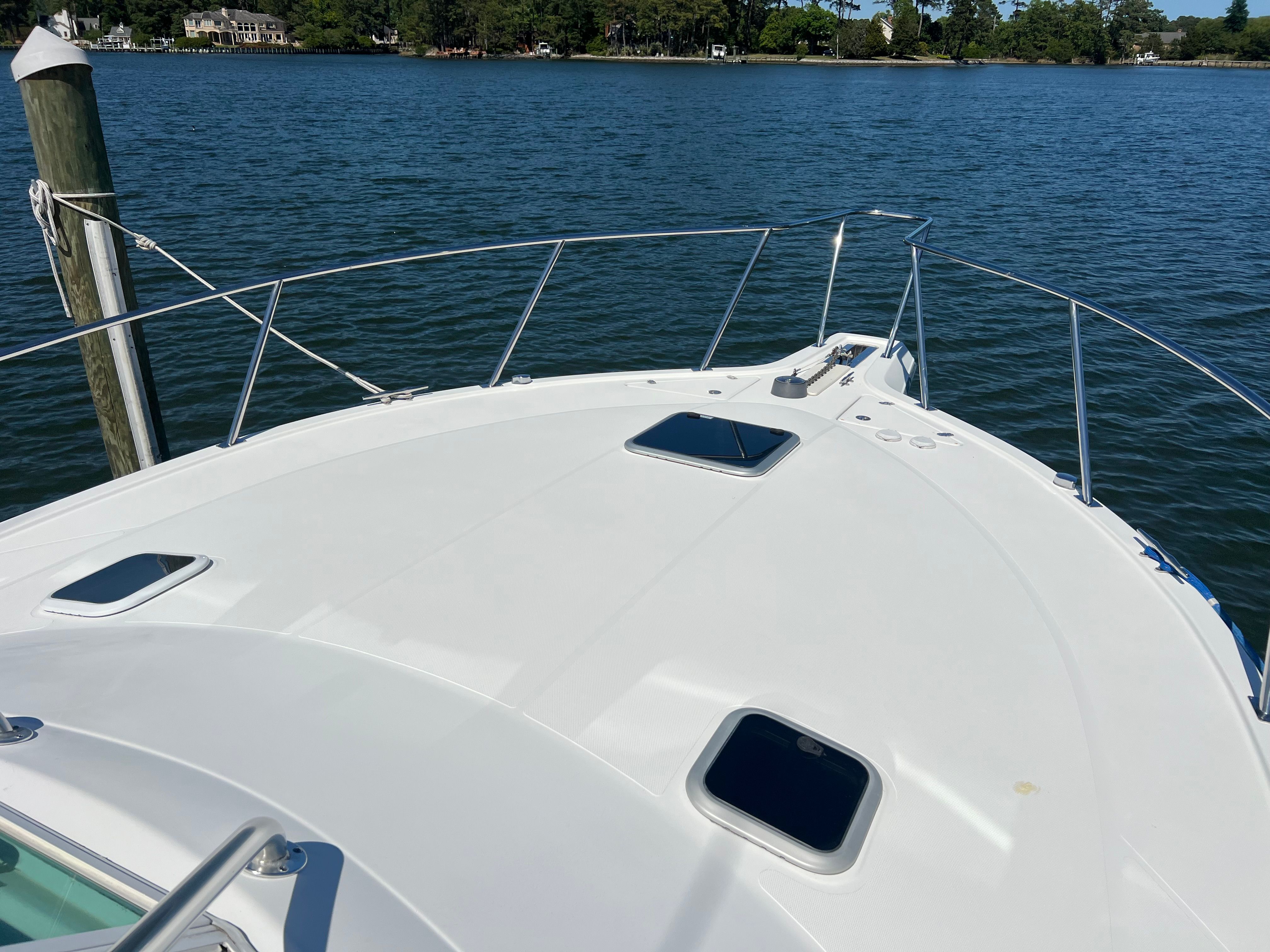 2004 Rampage 38 Express - 28