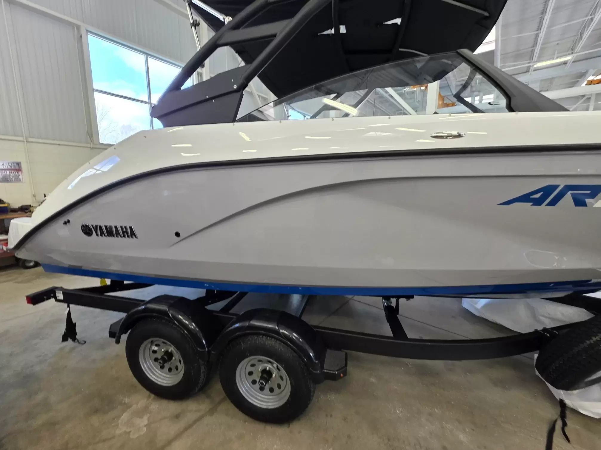 2026 Yamaha Boats AR220 - 4