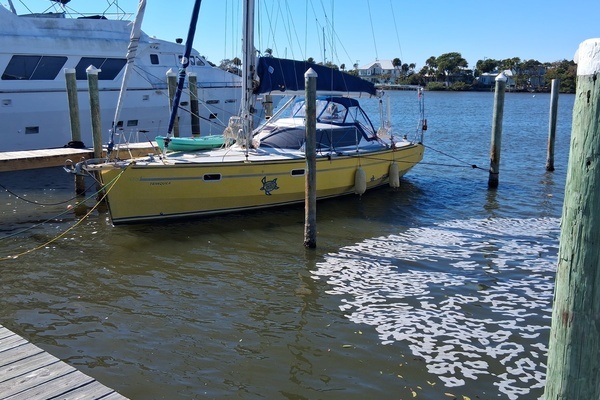 2009 RM Yachts RM1050