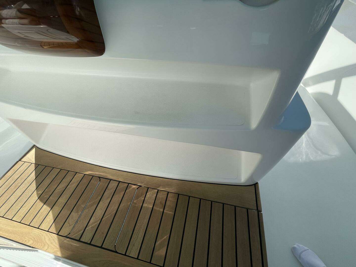 2026 Mag Bay 43 Center Console - Image 59