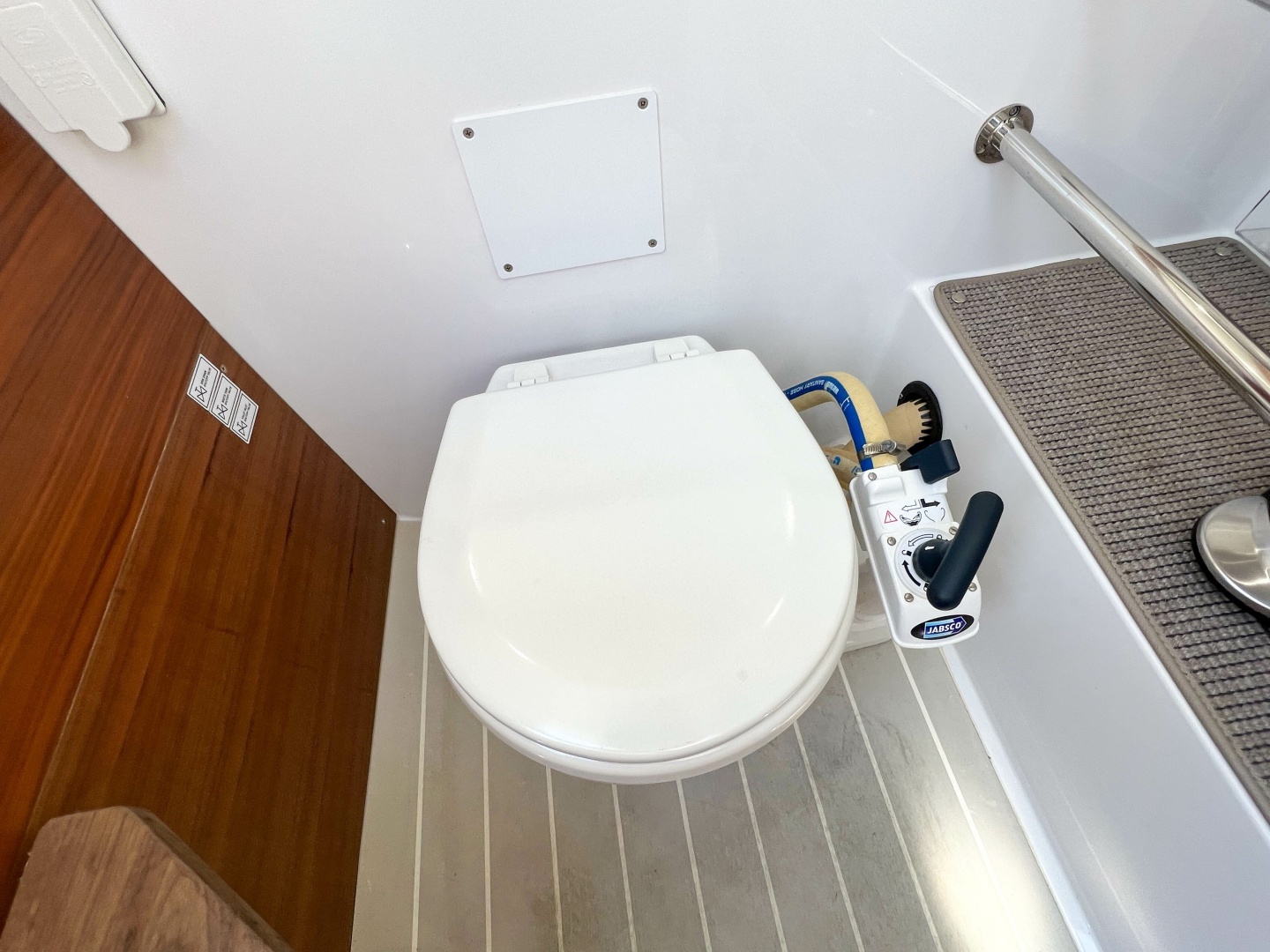 2020 Axopar 28 Cabin - Image 27