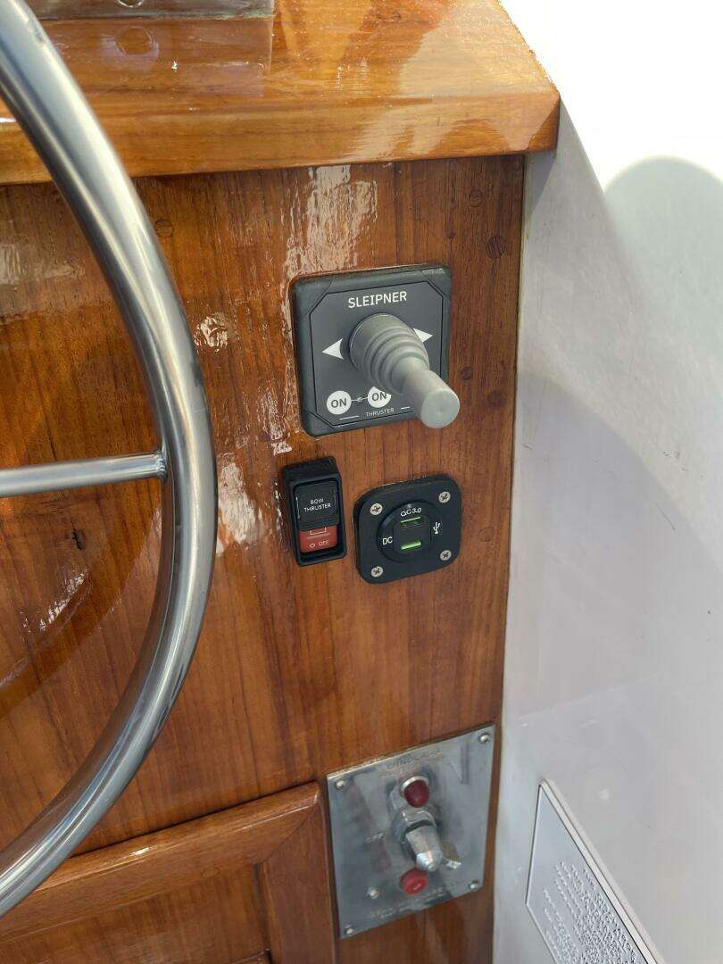 1988 Ellis Extended Pilothouse - Image 22