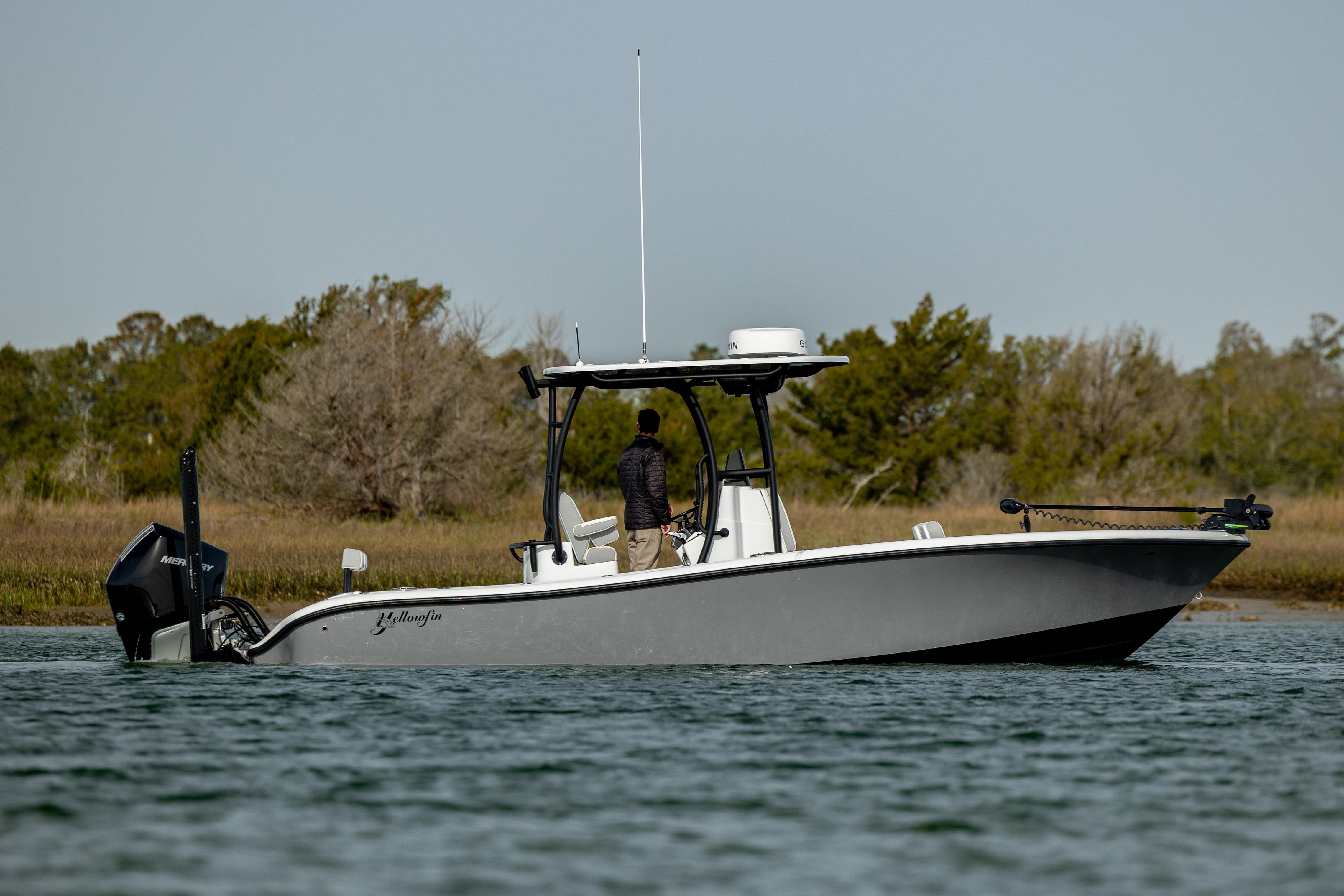 2025 Yellowfin 26 Hybrid