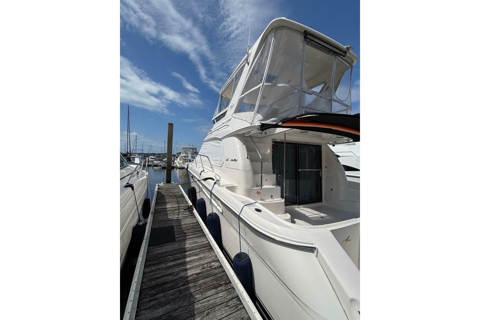 1999 Sea Ray 480 Sedan Bridge - Image 11