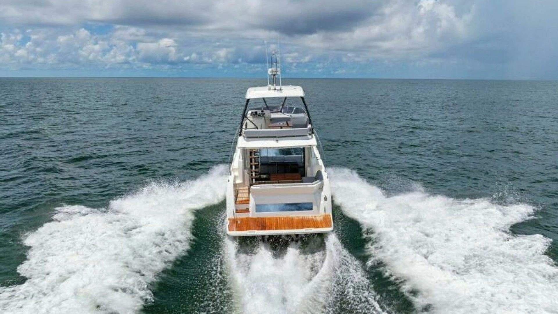 2025 Prestige 460 - Image 64