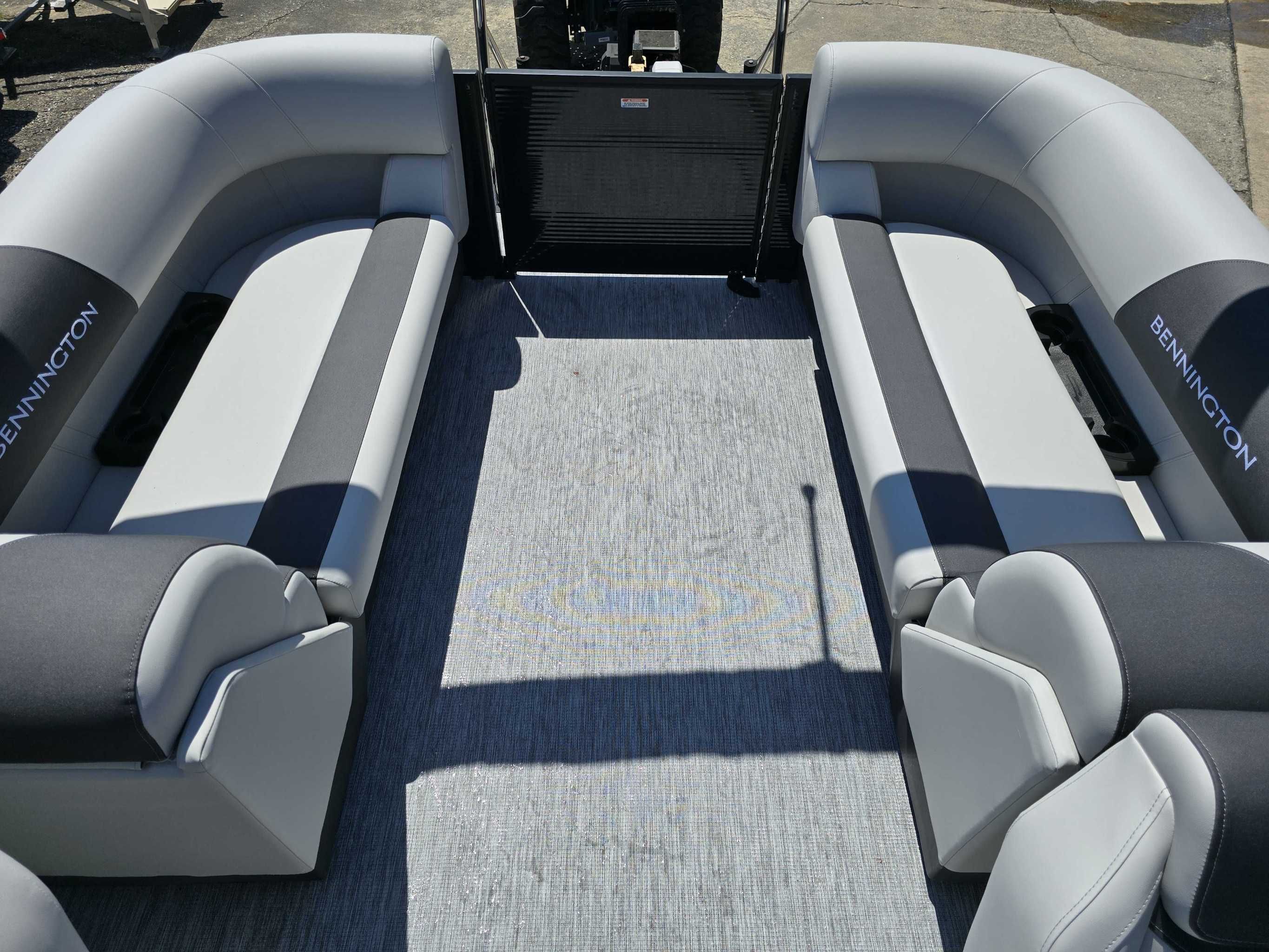 2026 Bennington 22SSR - 7