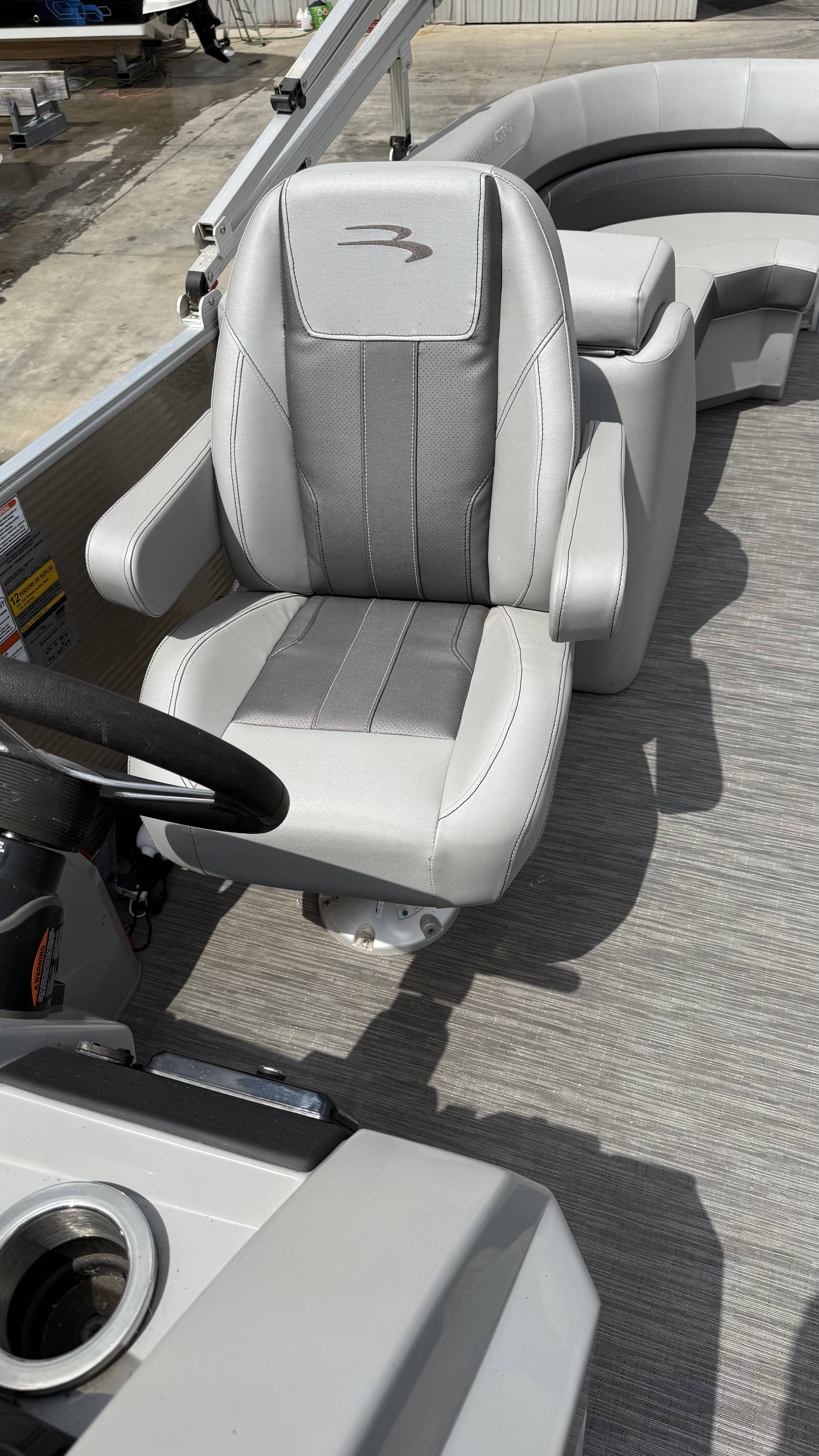 2022 Bennington 22 SXSR - 6