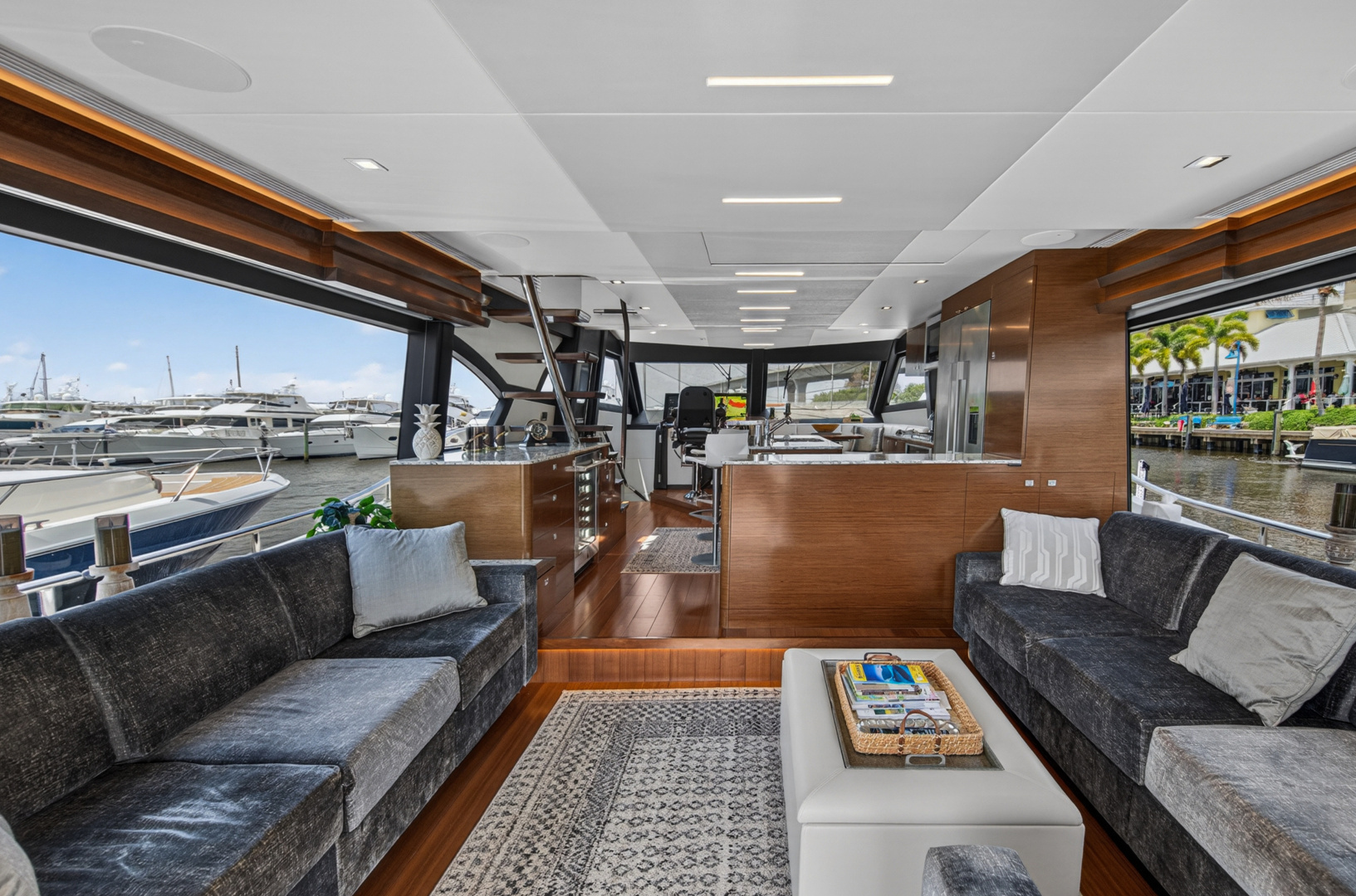2021 Ocean Alexander 70E - Image 12