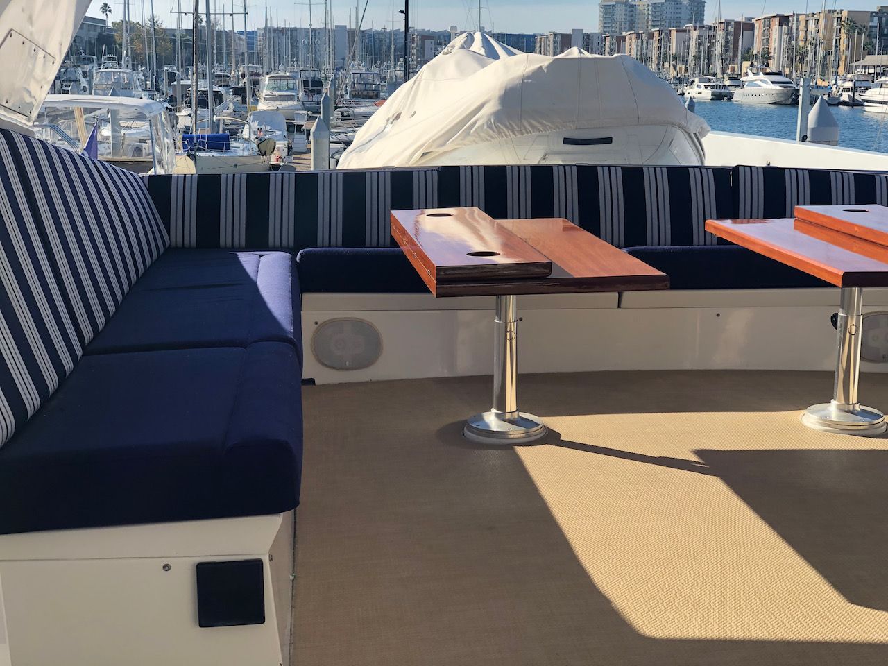 1996 Hatteras Cockpit Motoryacht - 14