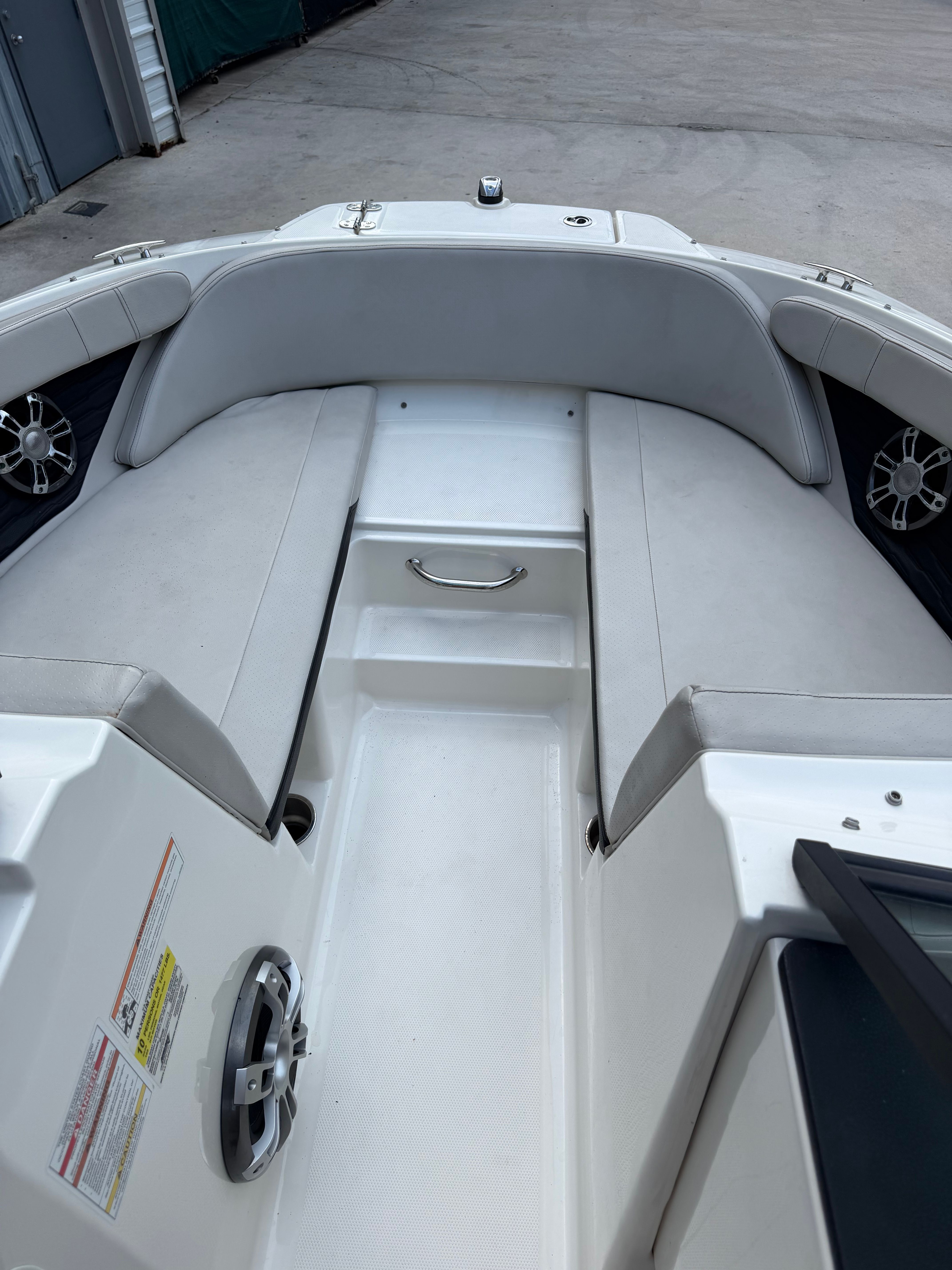 2023 Sea Ray SPX 190 Outboard - 11