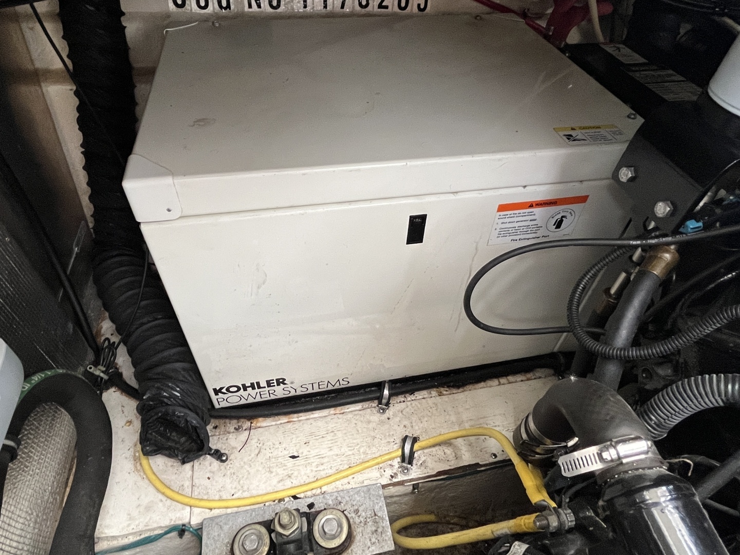 2005 Chaparral Signiyure 350 - Image 26