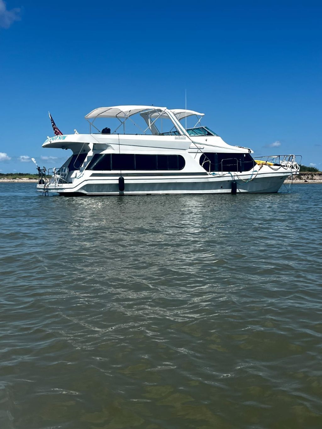 1997 Bluewater Yachts 510