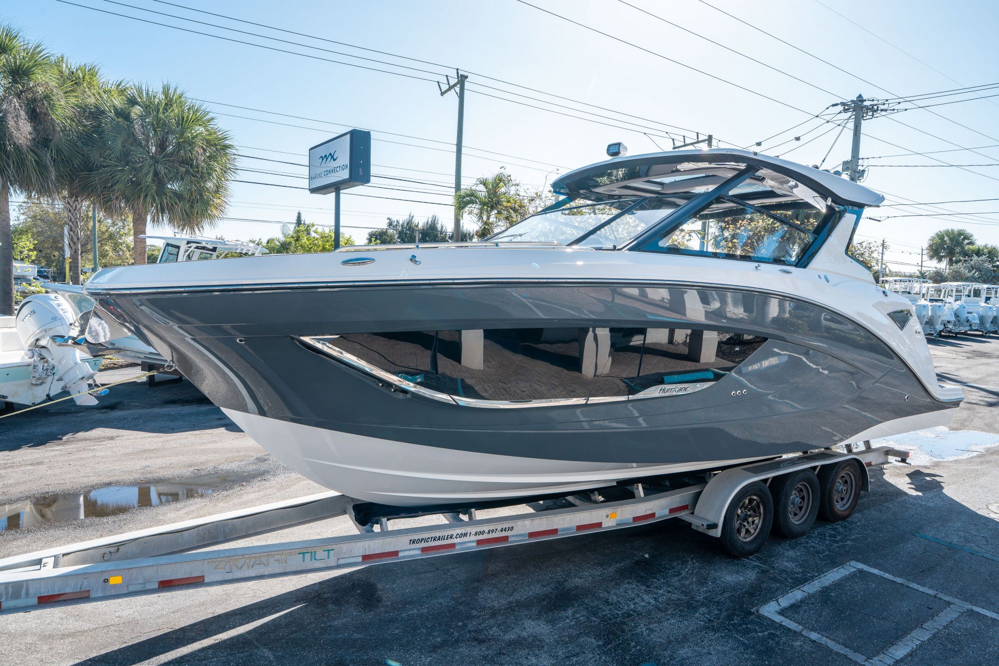 2026 Hurricane SunDeck 3200 OB - 6