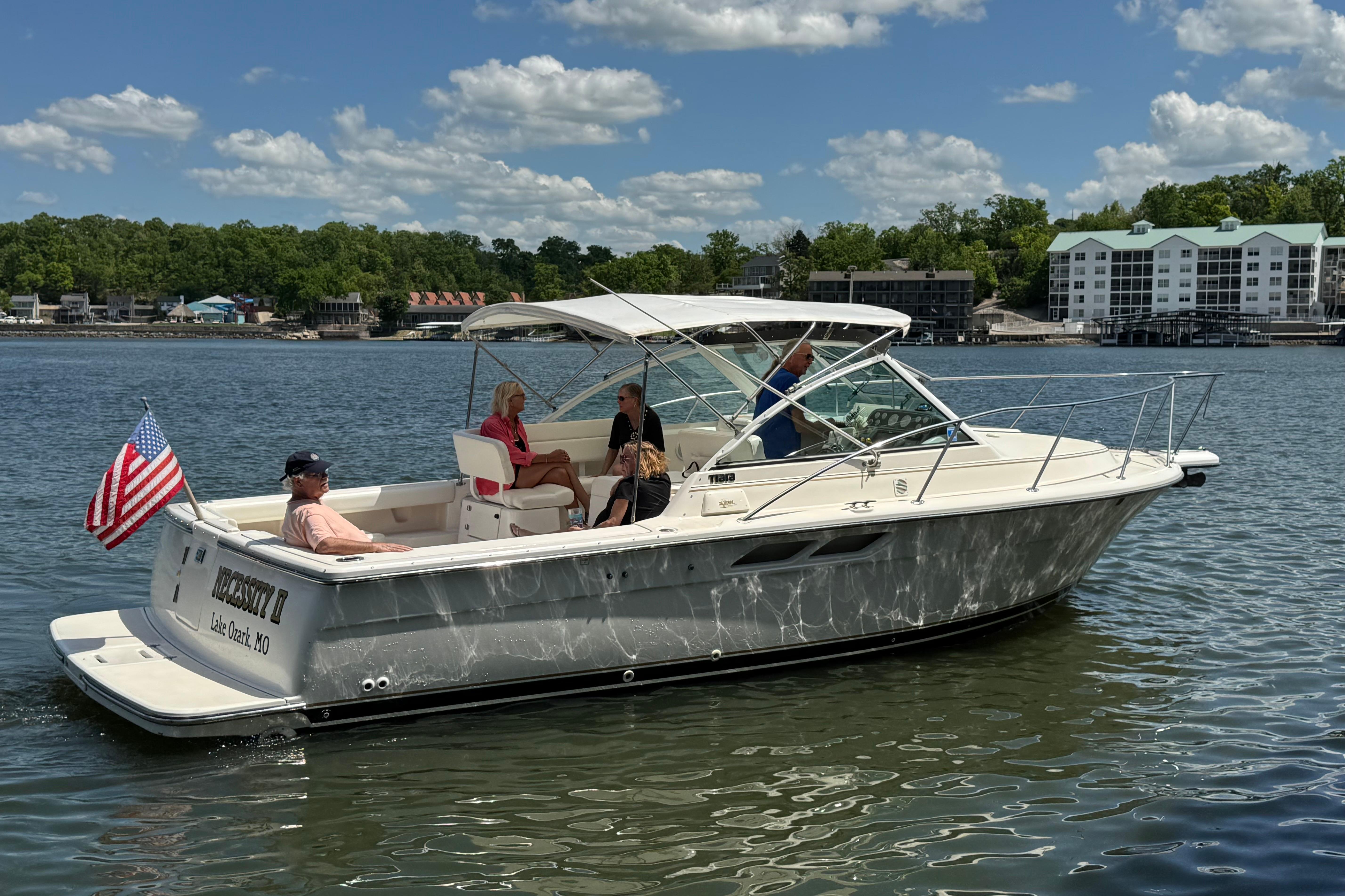 2000 Tiara Yachts 2900 Coronet