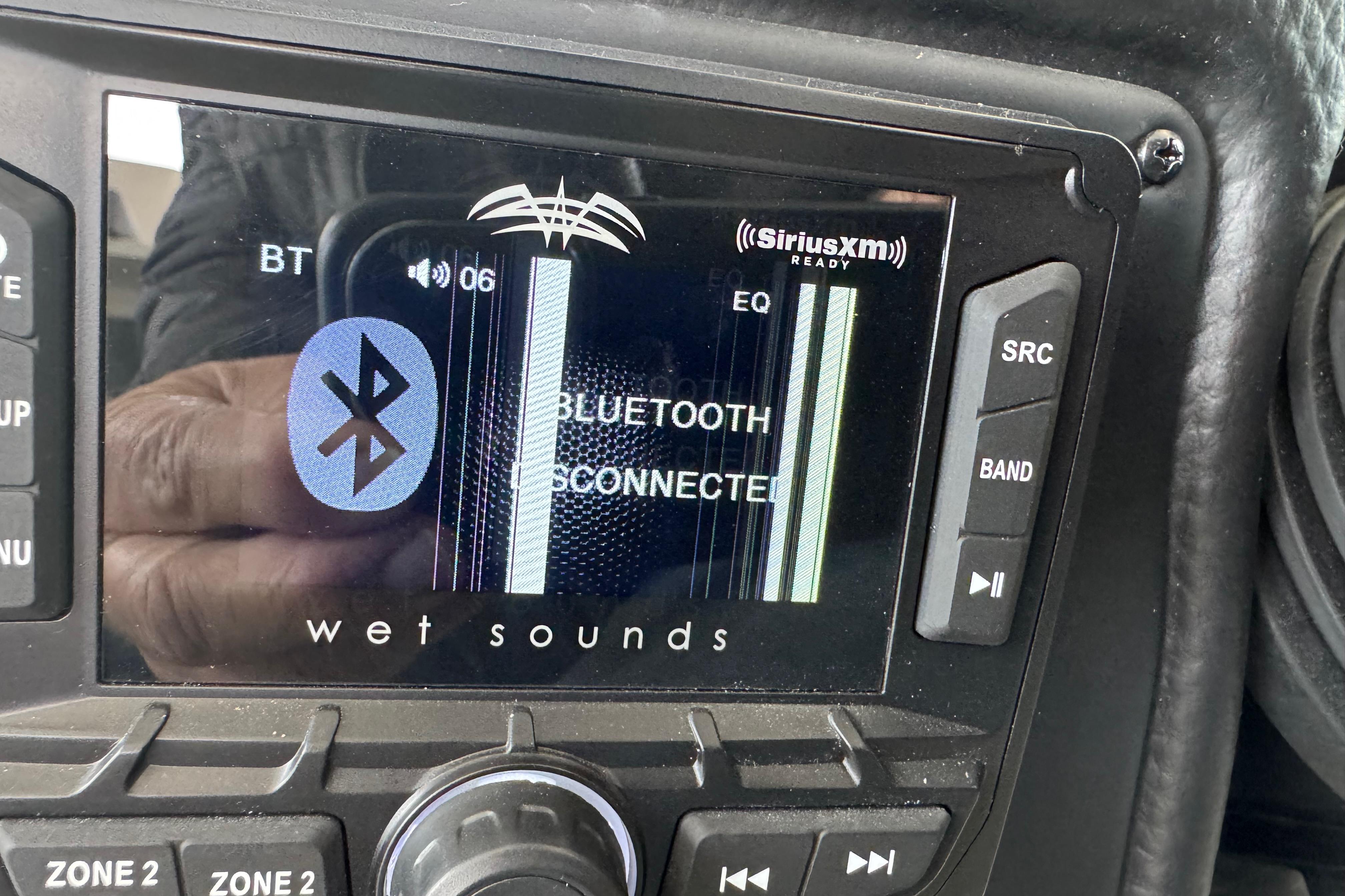 Crownline 265 SS 2022 boat stereo display showing Bluetooth connection status.