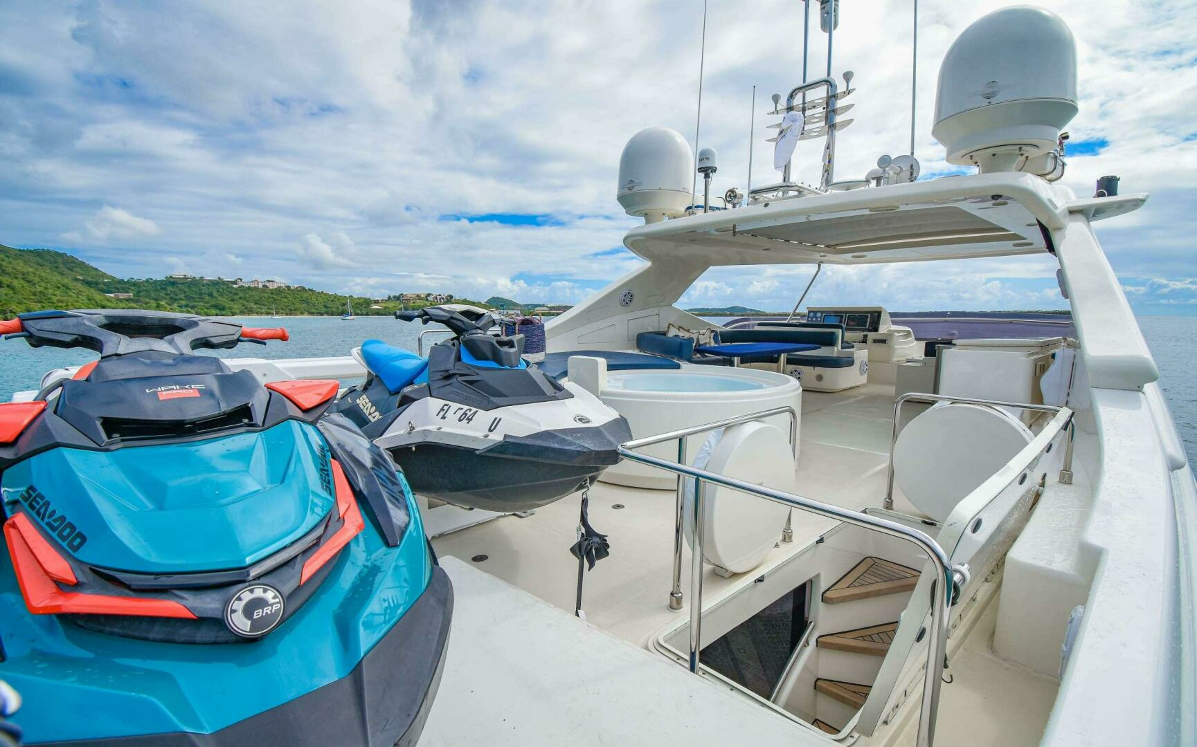 2006 Ferretti Yachts 881 - Image 7