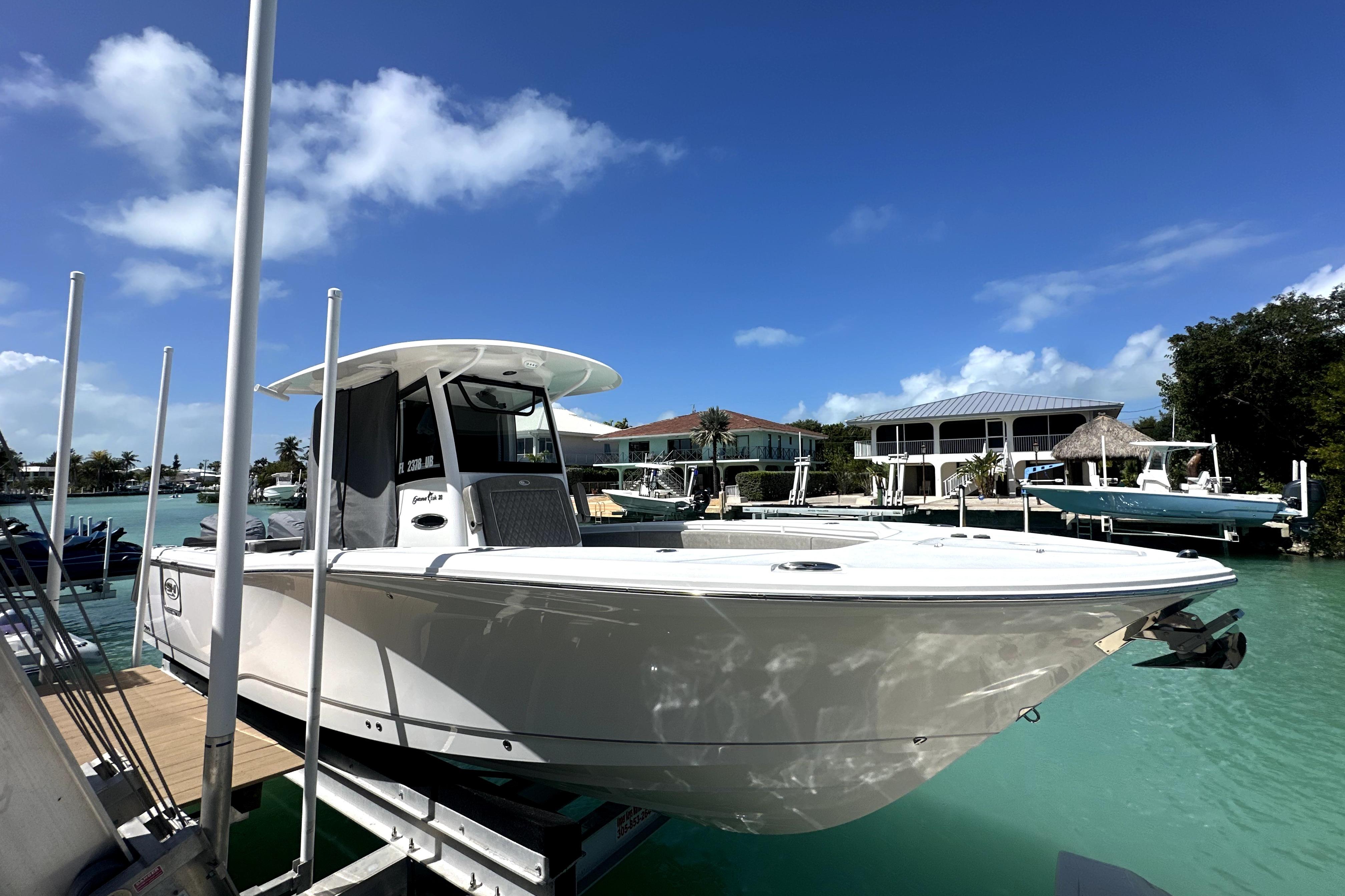 2025 Sea Hunt Gamefish 28 Forward Seating