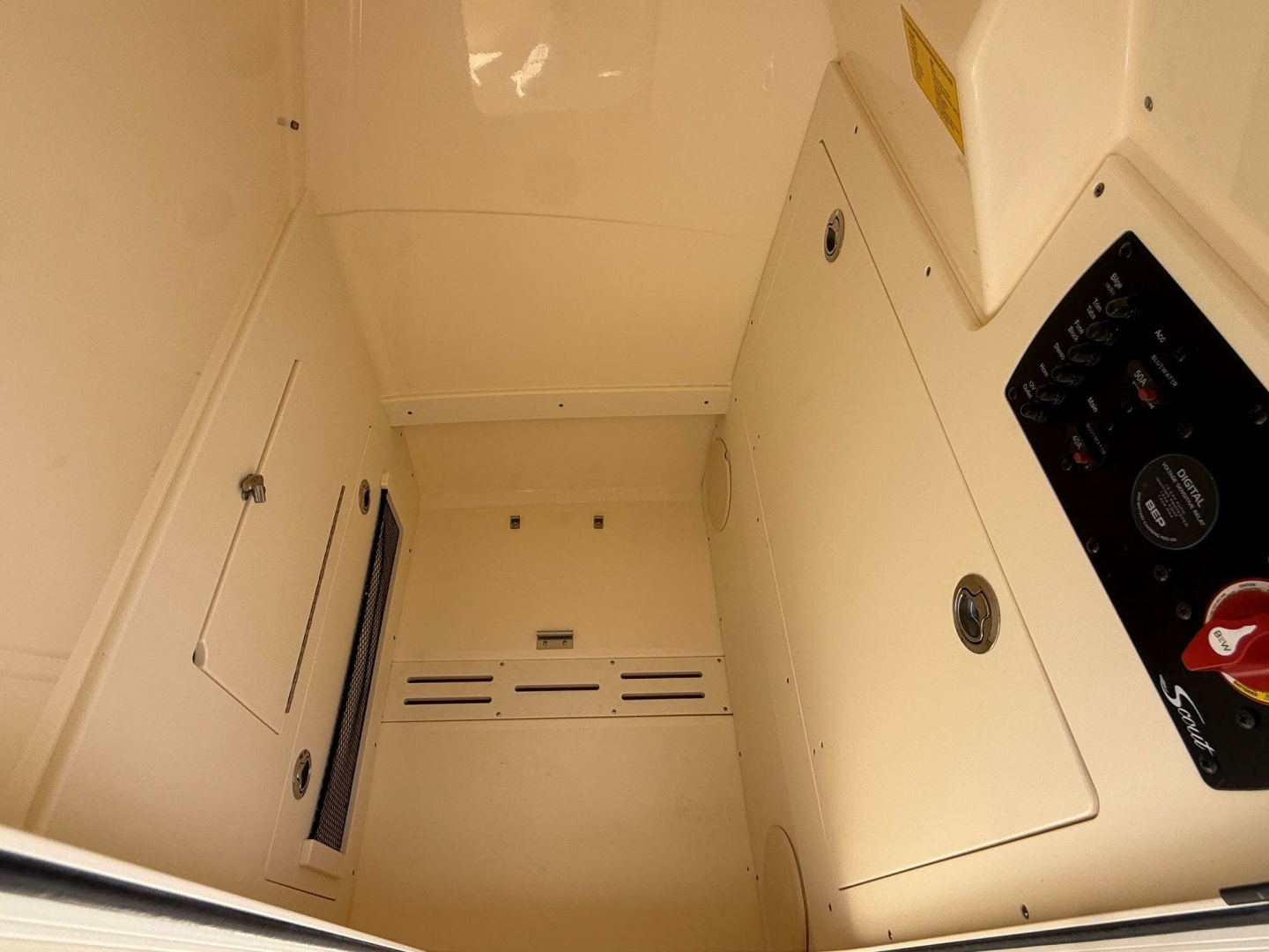 2016 Scout 220 XSF - Image 15