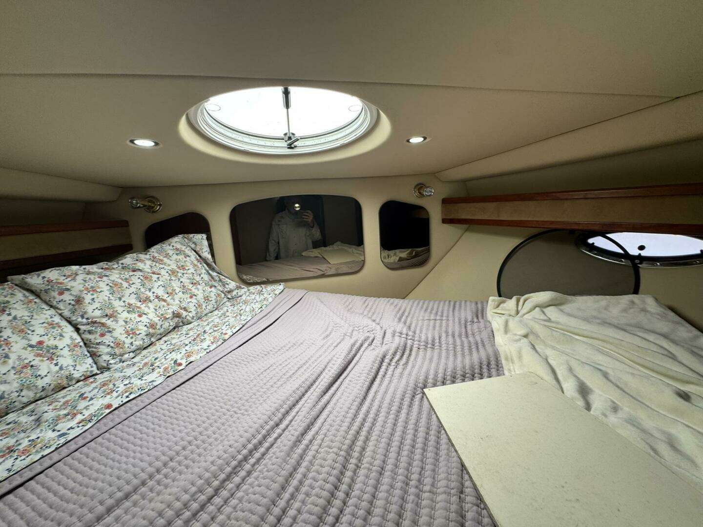 2003 Cruisers Yachts 3772 - Image 81