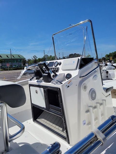 2021 Yamaha Boats 210 FSH Deluxe - 3