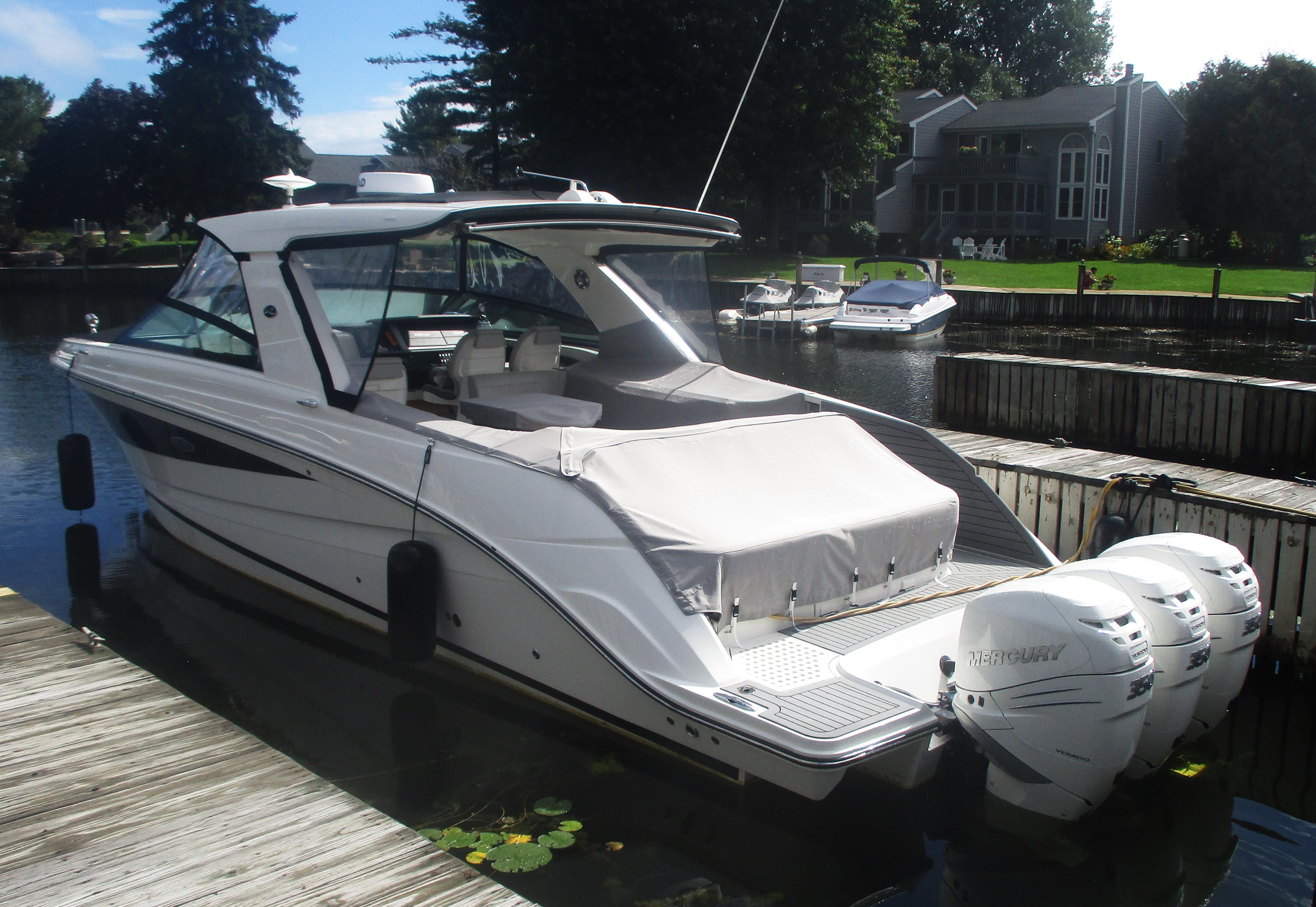 2021 Sea Ray SLX 400 Outboard