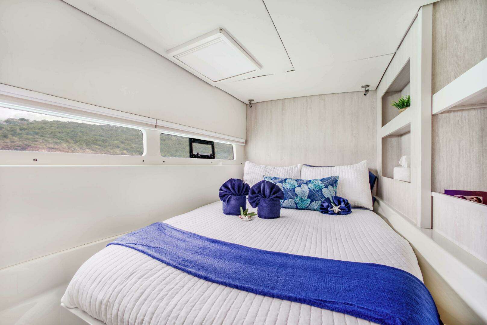2016 Leopard 58 Catamaran - Image 37