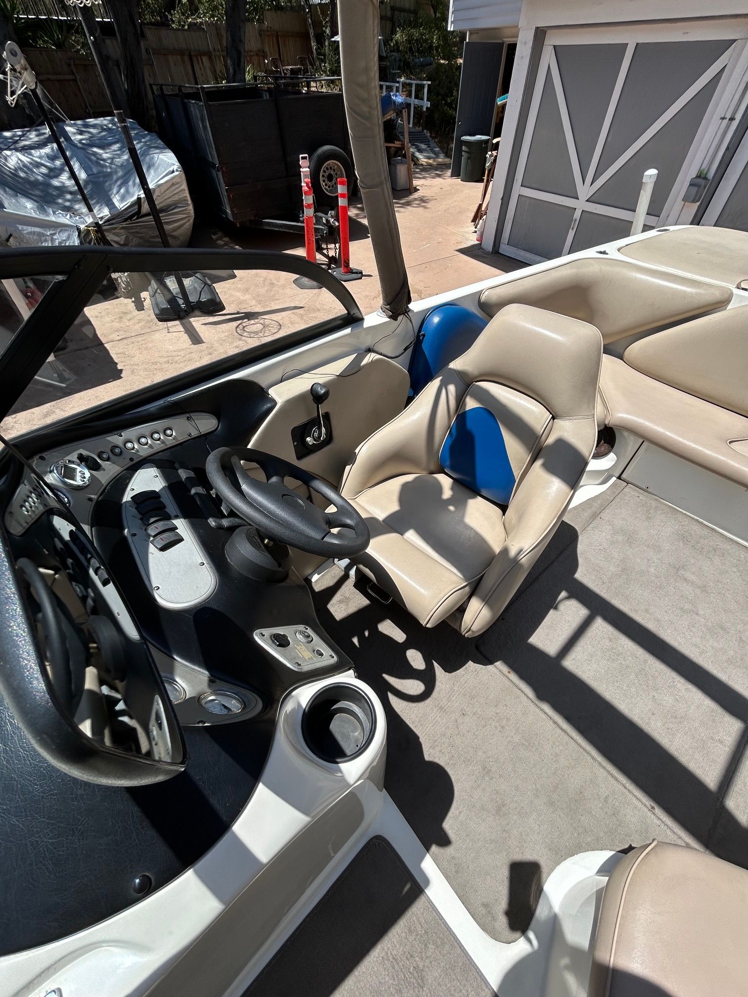 1999 Custom 21V Rider - 16